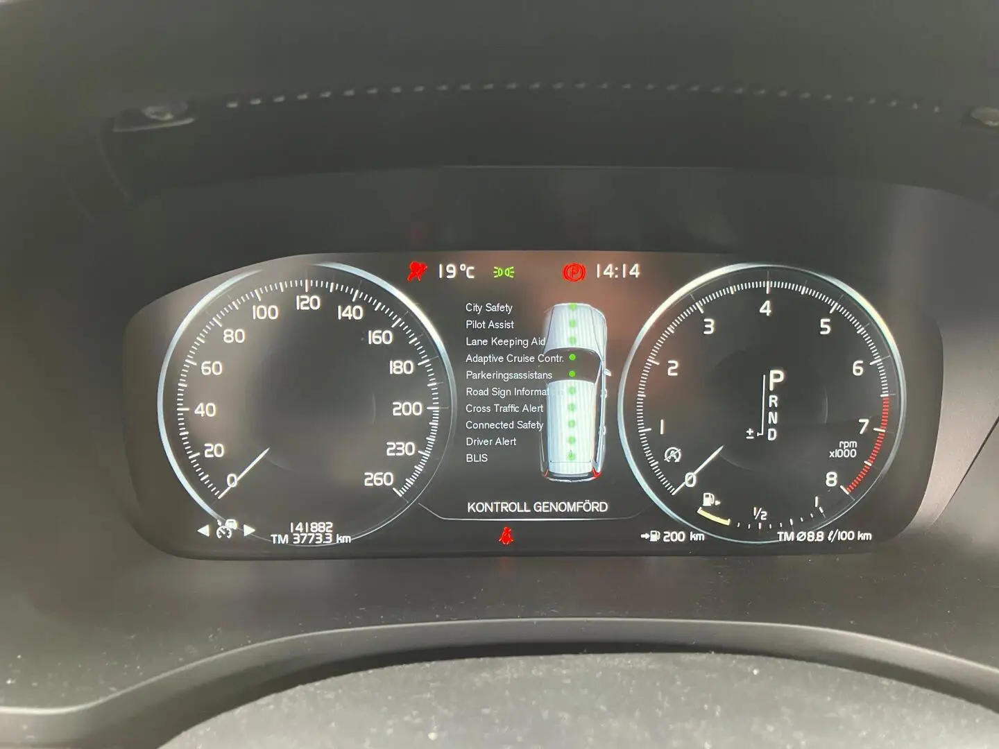 Car Image - 7ytM2rzBNuD17Ap5kUznHC