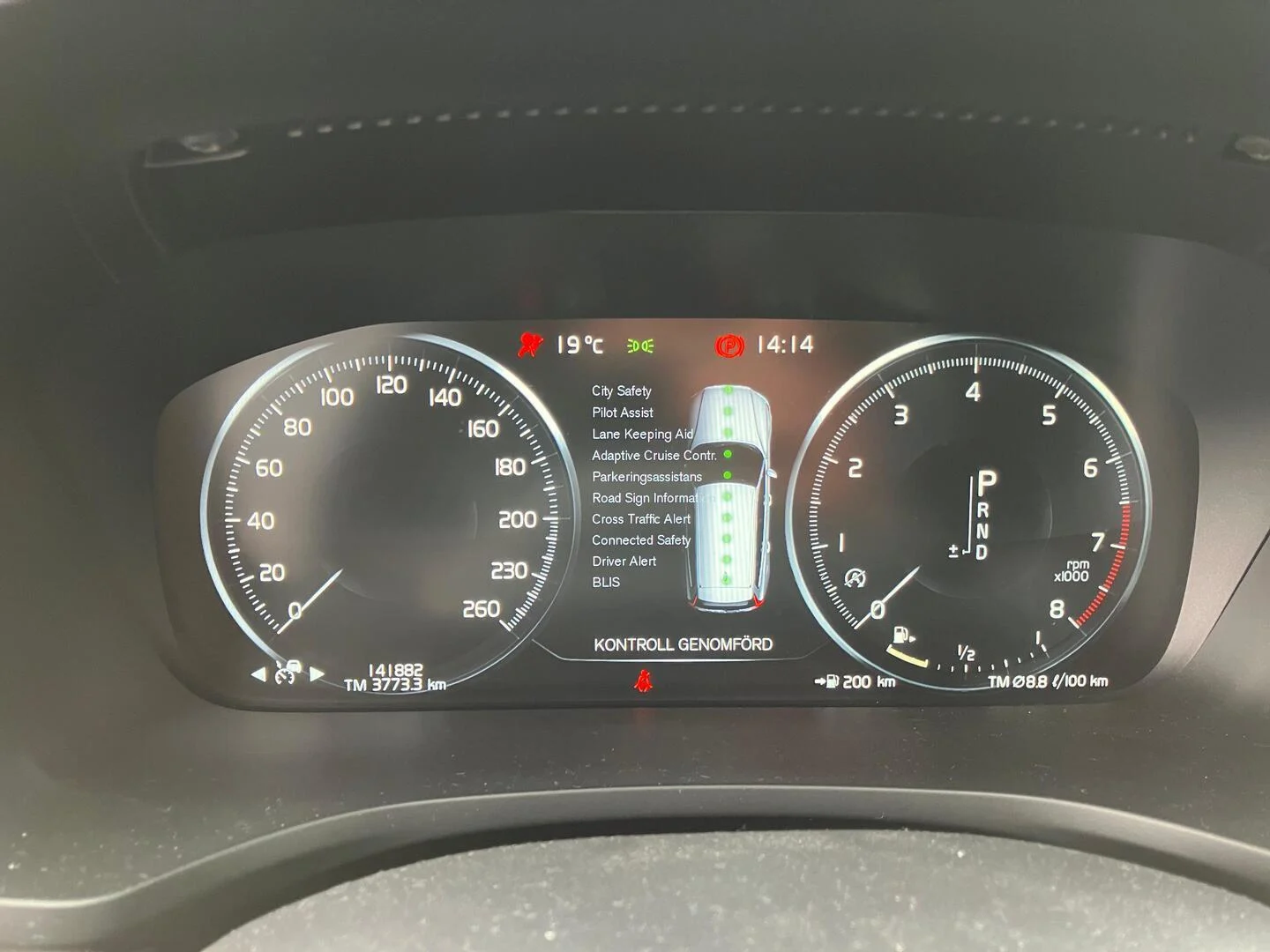 Car Image - 7ytM2rzBNuD17Ap5kUznHC
