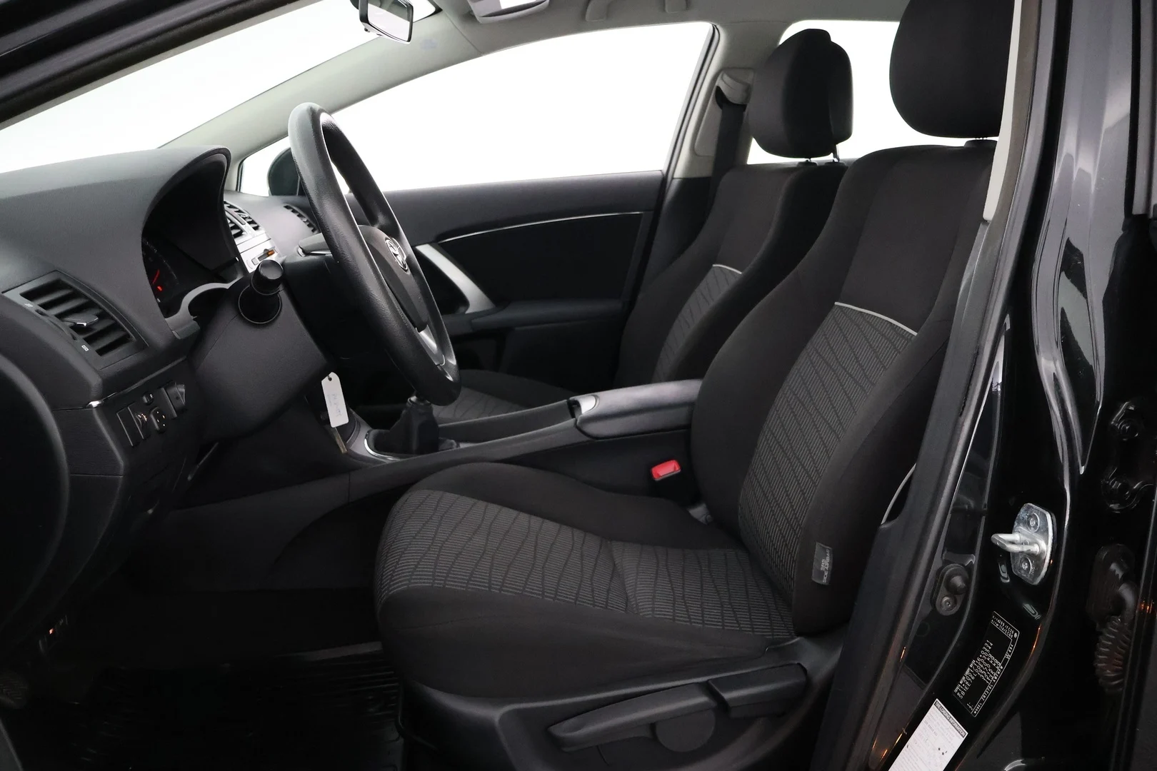 Car Image - Kn3QfMfeQZYuOOrU9DrVO