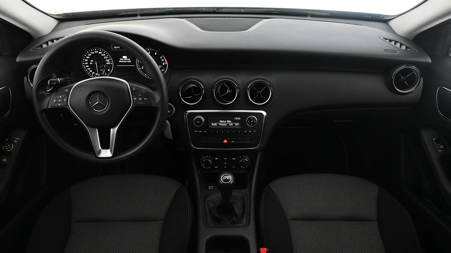 Car Image - 13DKLBfdGVJIjKouFkIudj
