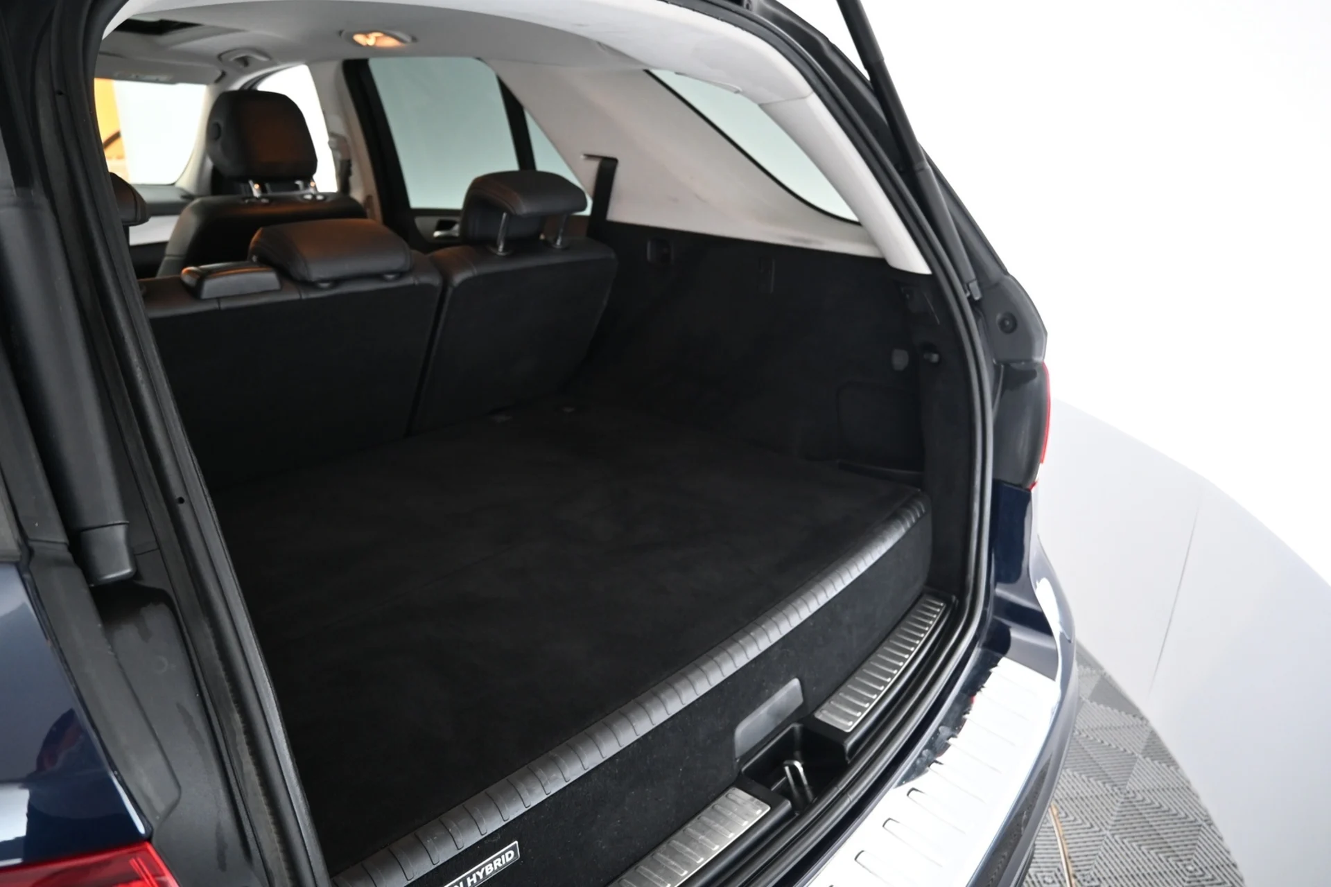 Car Image - 6Ddi9kN3jRkMnJzs4TqLlm