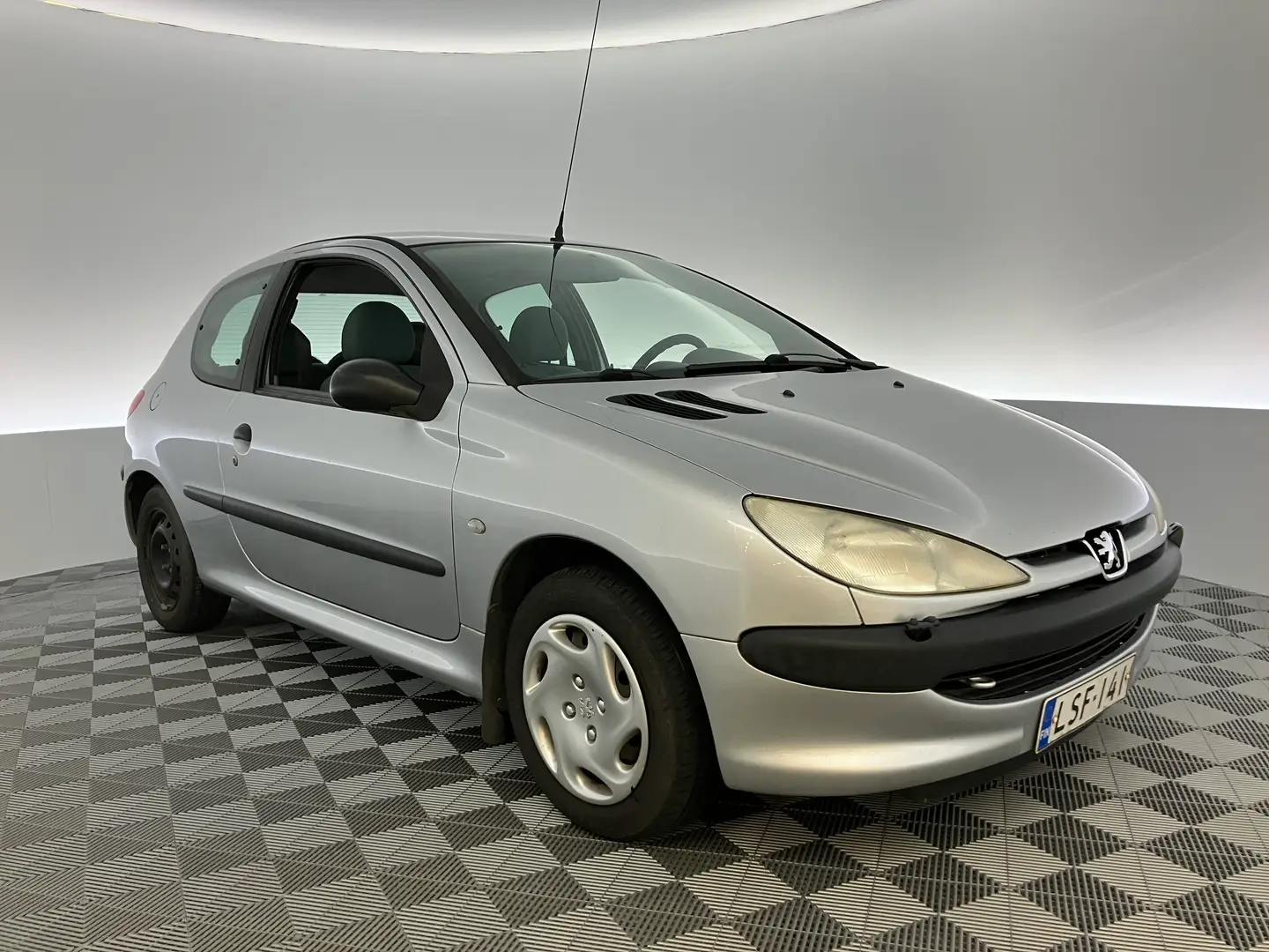 Car Image - 50CG11tvht1I0raSHuwphS
