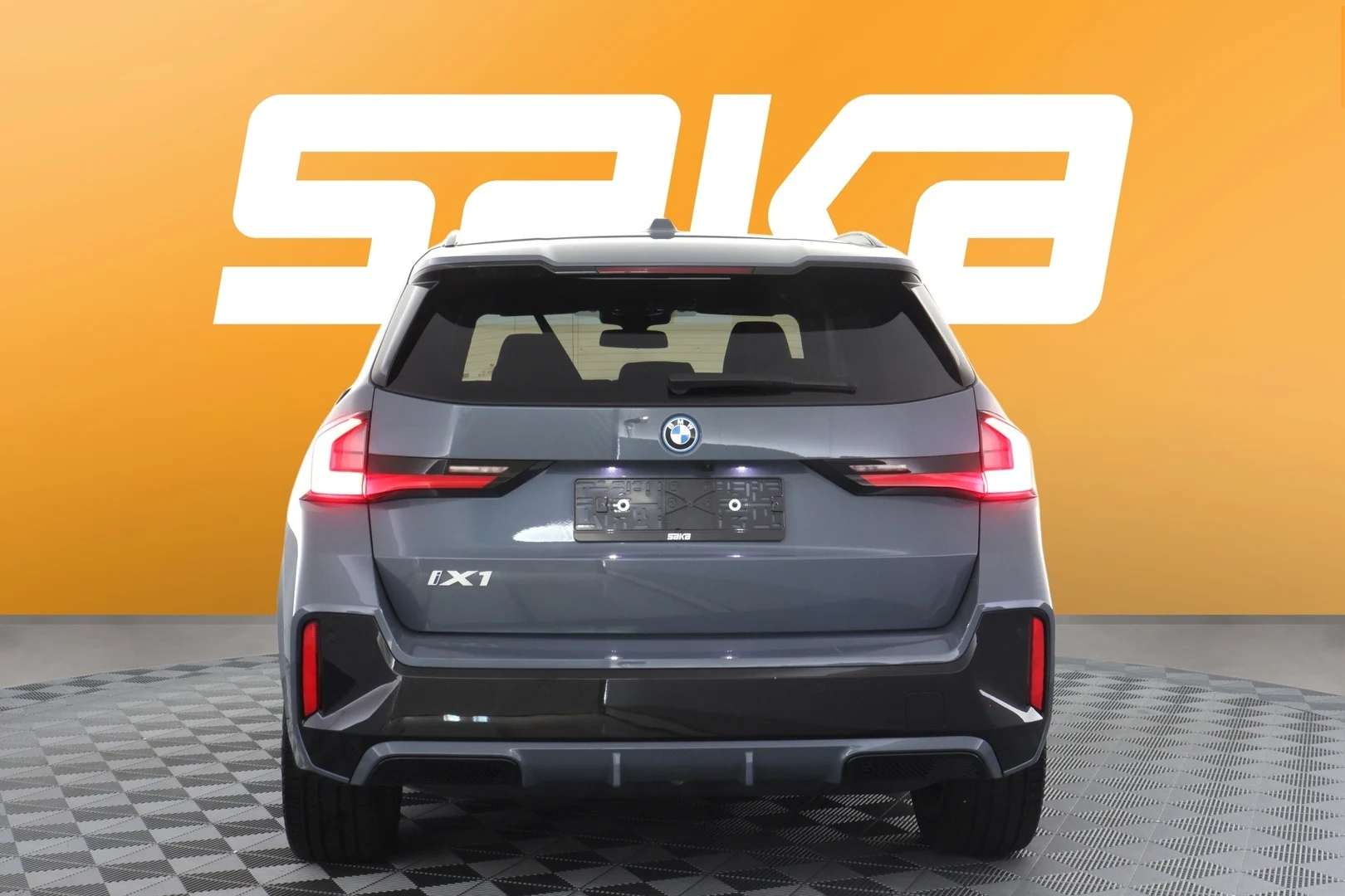 Car Image - Nk1WuZzUrASLJTMmnv8kK