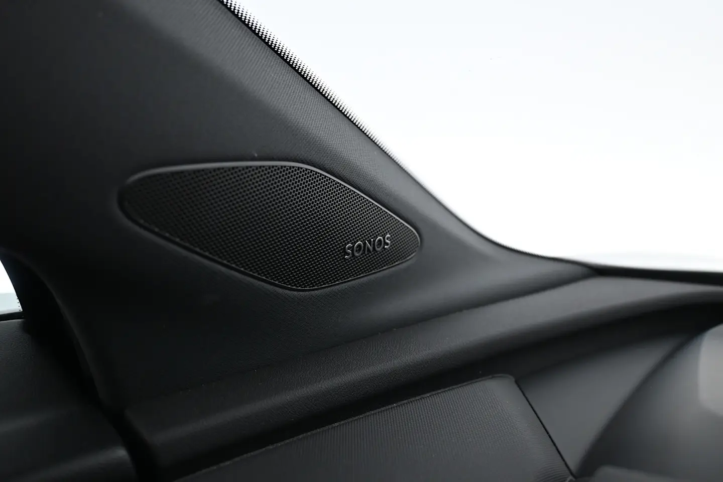 Car Image - 6bKoh3k4skyUQ66rwybBYj