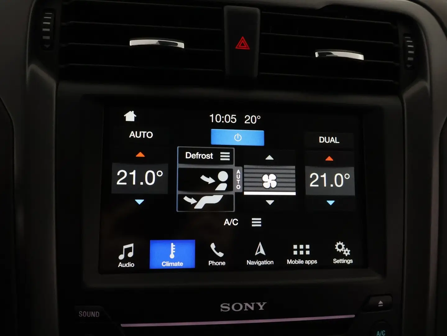 Car Image - 3v67daoaEbAz8VbwnudmME