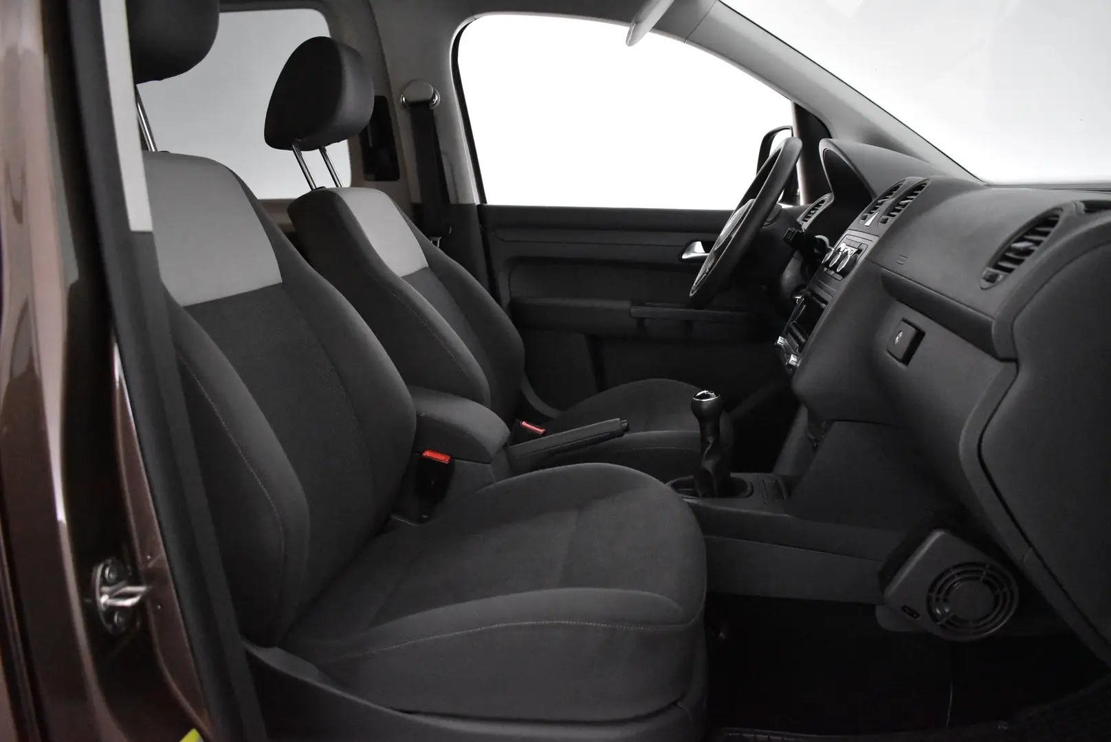 Car Image - 3ZTddtM6NtjwJp4KX7m2Bt