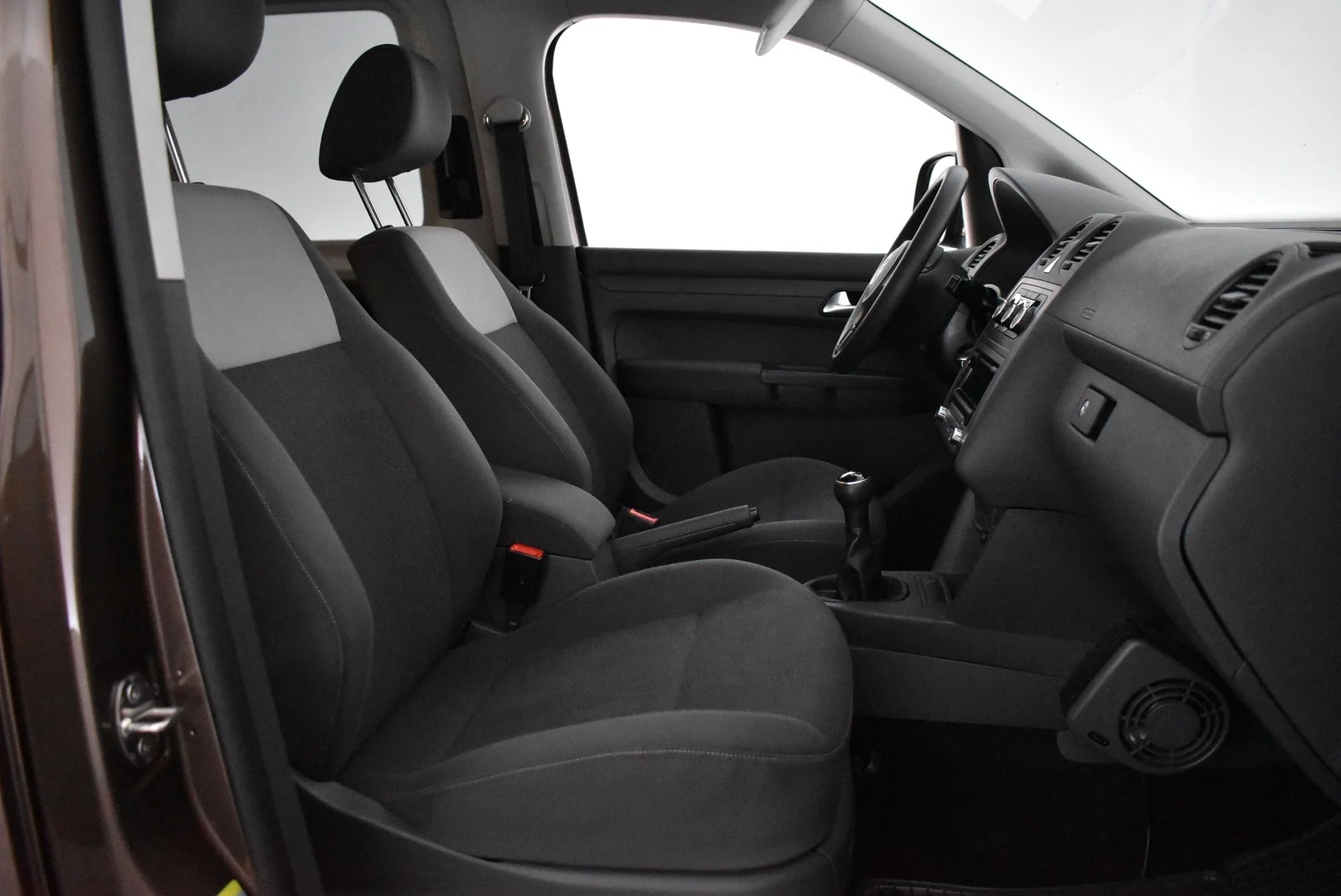 Car Image - 3ZTddtM6NtjwJp4KX7m2Bt