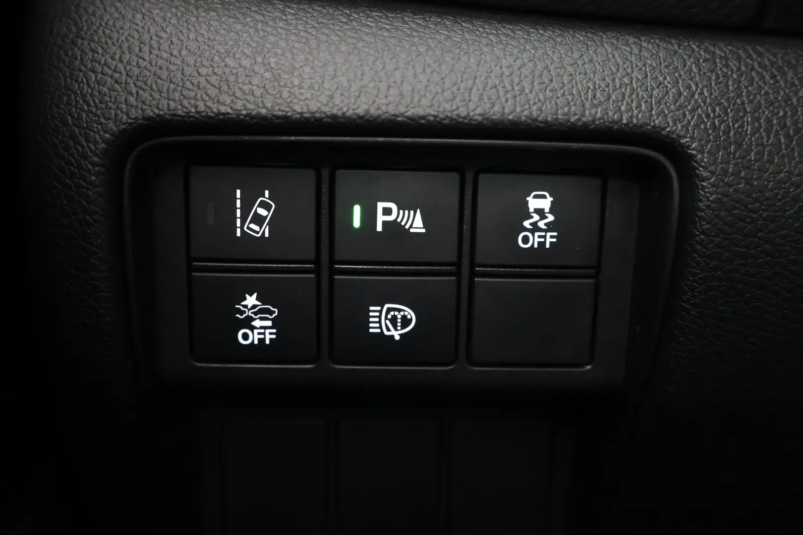 Car Image - 3aauBYkX8BKWVV1TlbKYra