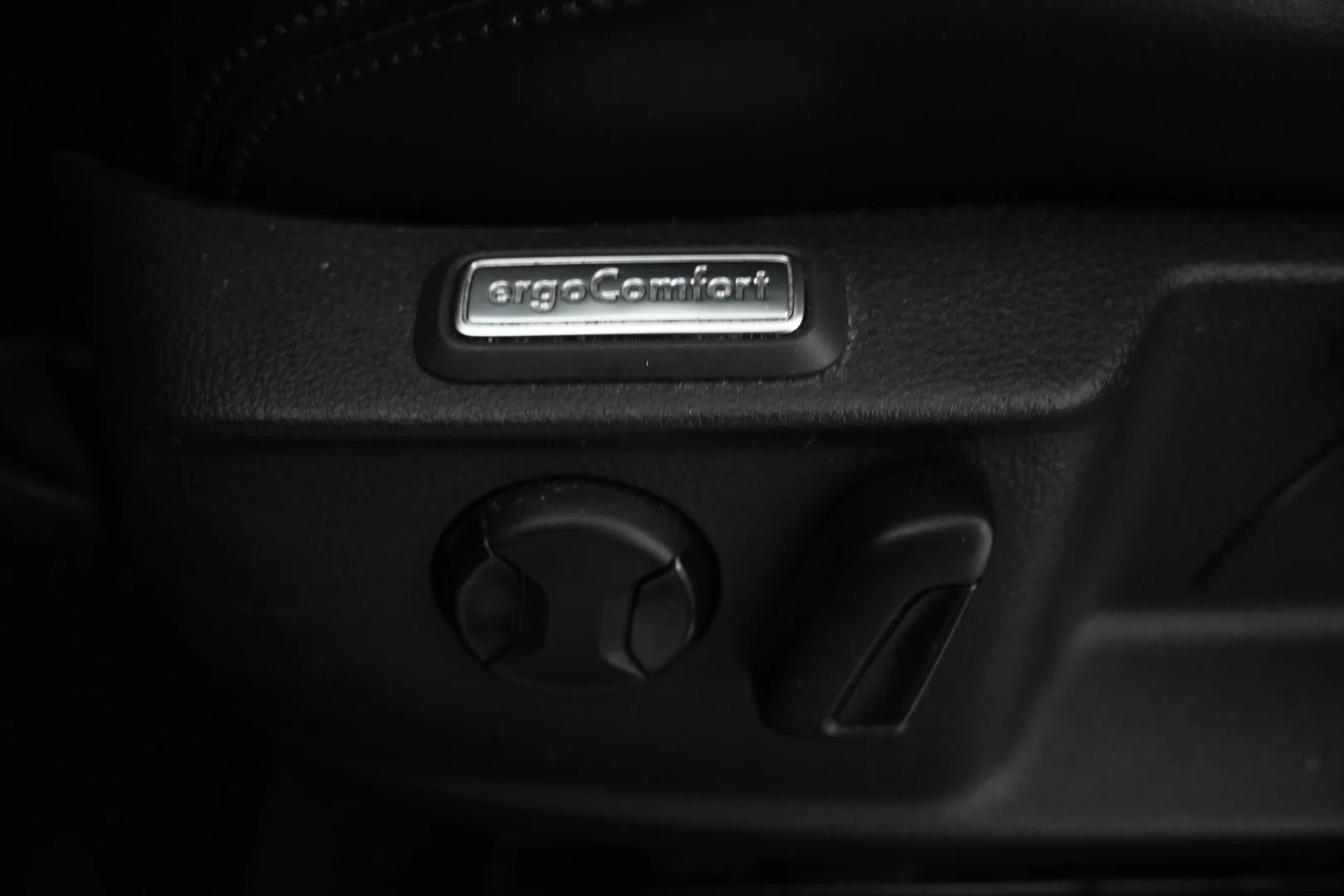 Car Image - 5ECp5sTZh1Y8qv6OeWvTre