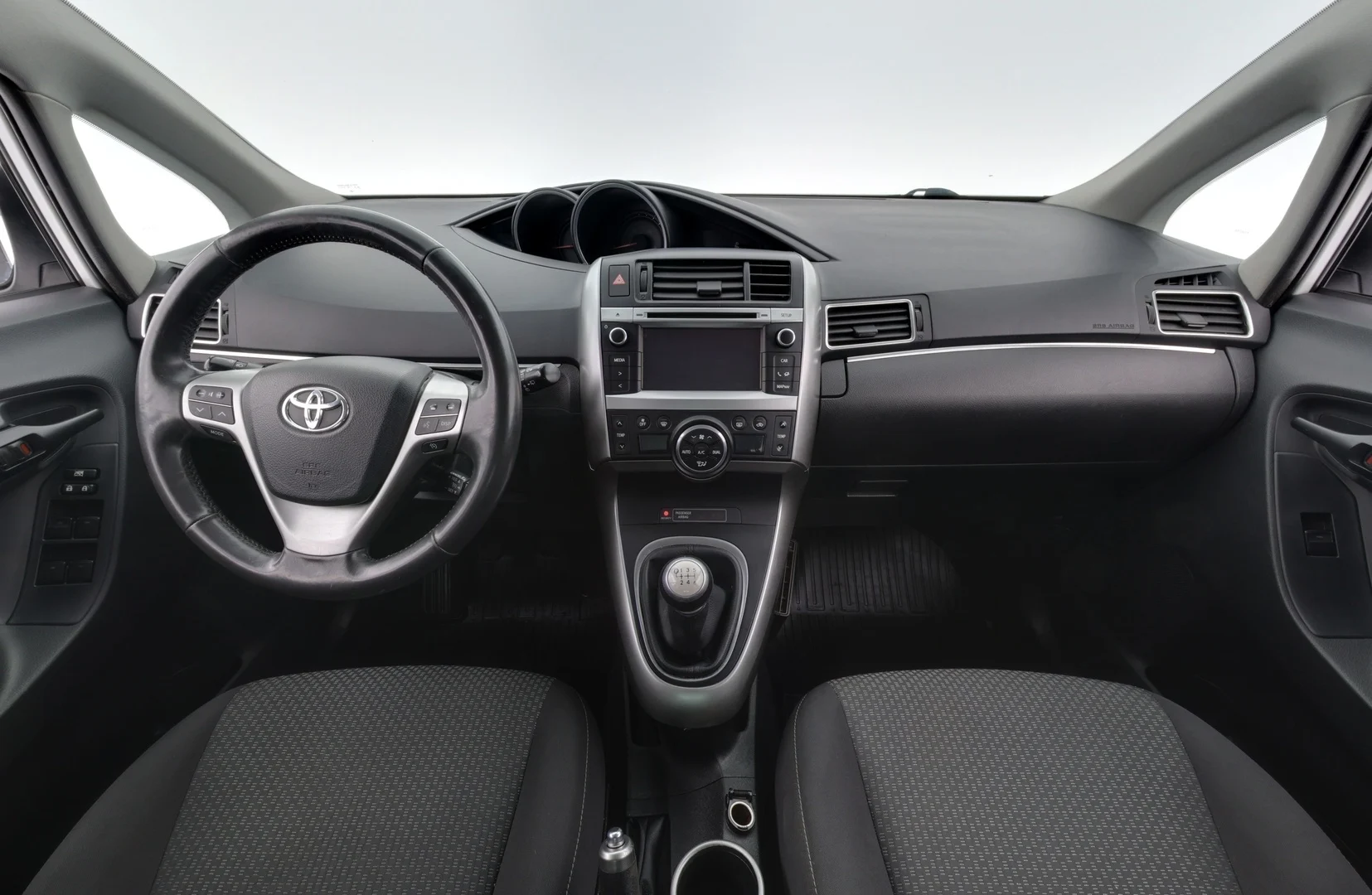Car Image - 78r5gDNrdboXuTxrpXRFSs