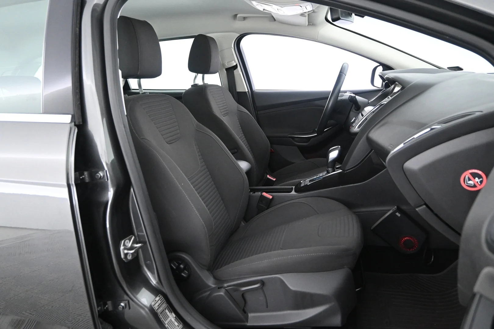 Car Image - 3rQxLCx9uEqPqc60eeO6od