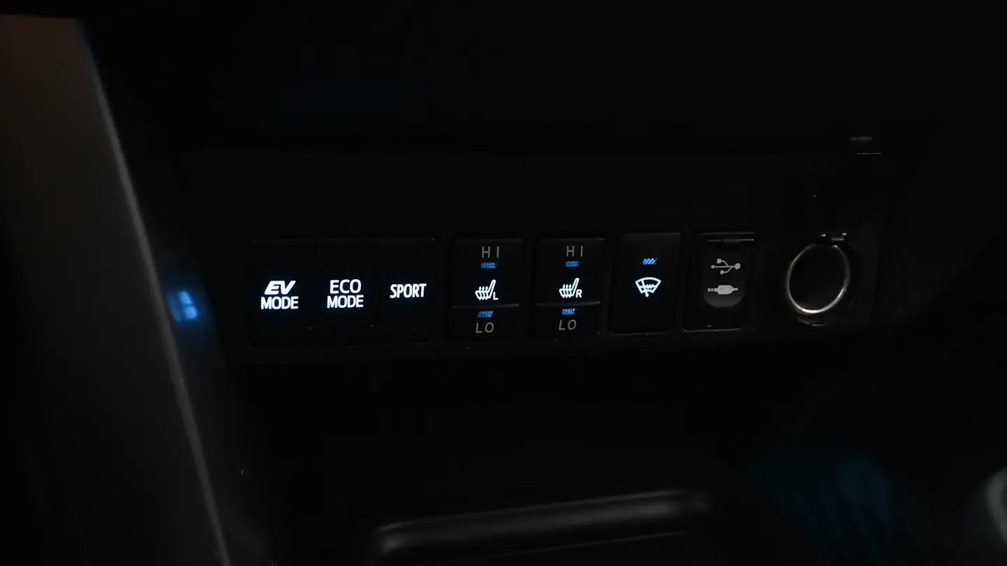 Car Image - 49ZwlfXyeMydSkCNgB9ROZ