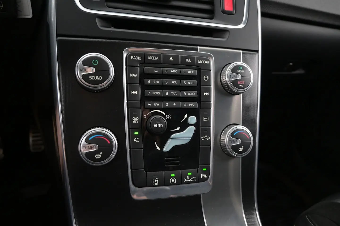 Car Image - 3n5K5kkTp9uM9Tl0EfrkWE