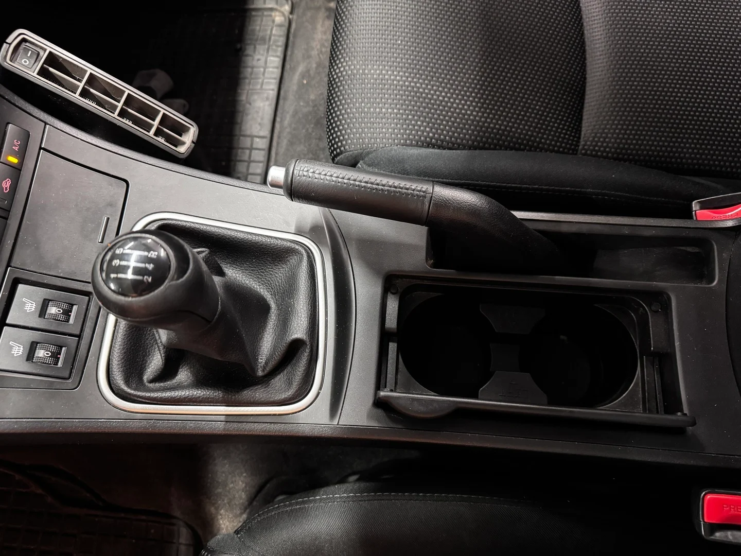 Car Image - 2V0ALGLvttYw5Qhcaq4eOK