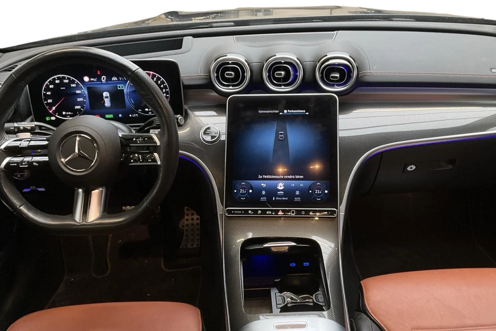 Car Image - 20aADJYwCy4Oon8YhVSUPD