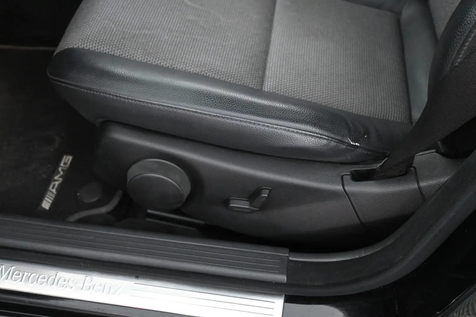 Car Image - 6TOEn7qfoDIuG6UjtPfVMP