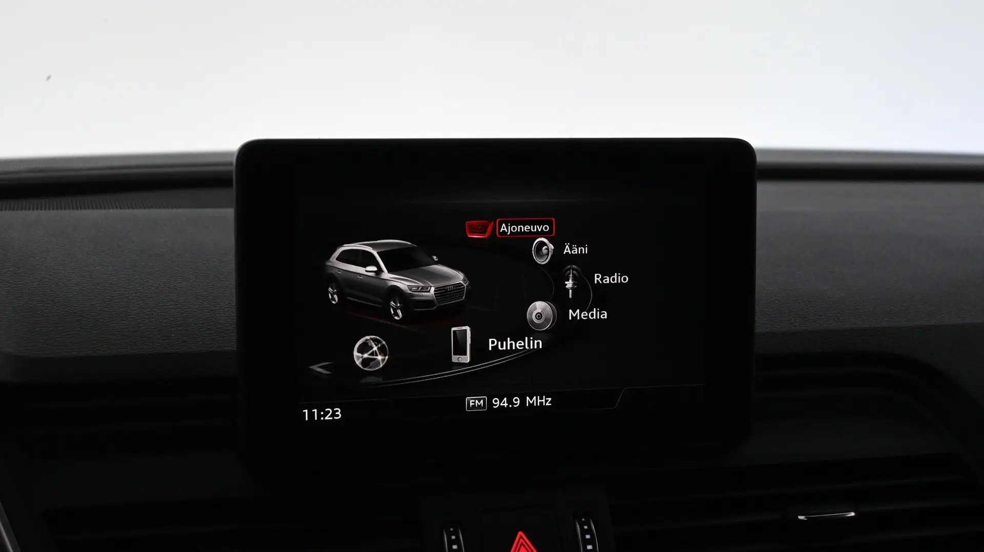 Car Image - 4vXpfN6NgbSkz4PPSyWkxu