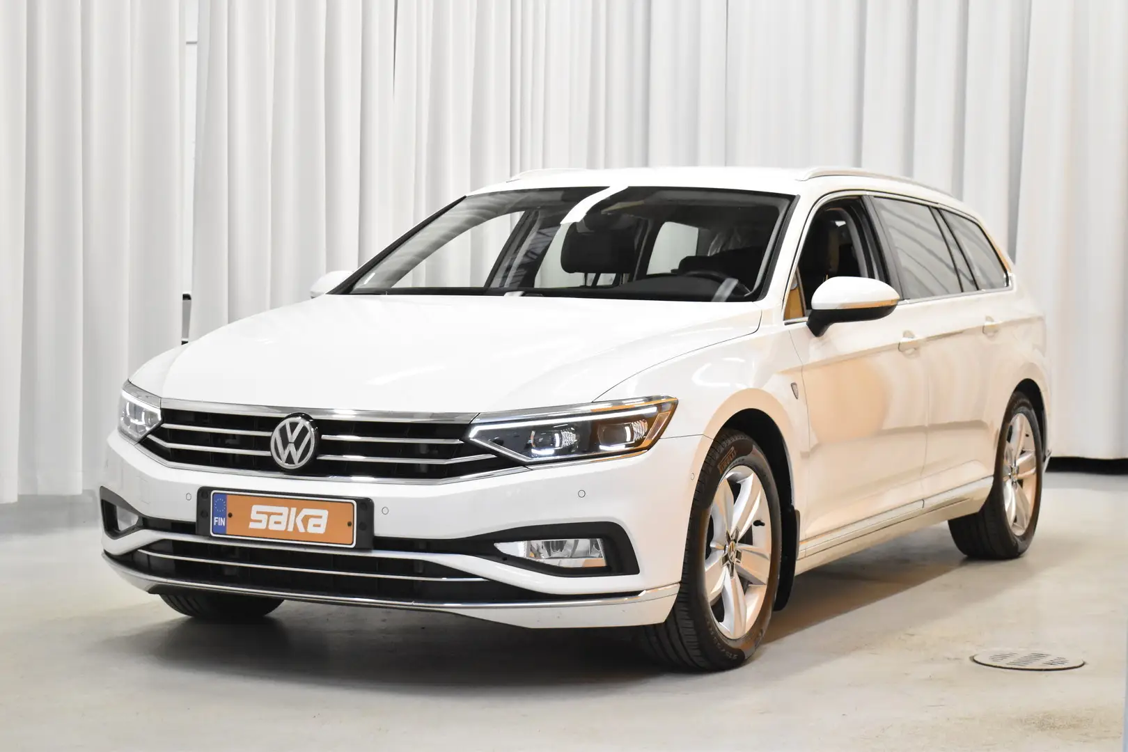 Car Image - 4Rt1DUpGFxG4oEleBe2OEO