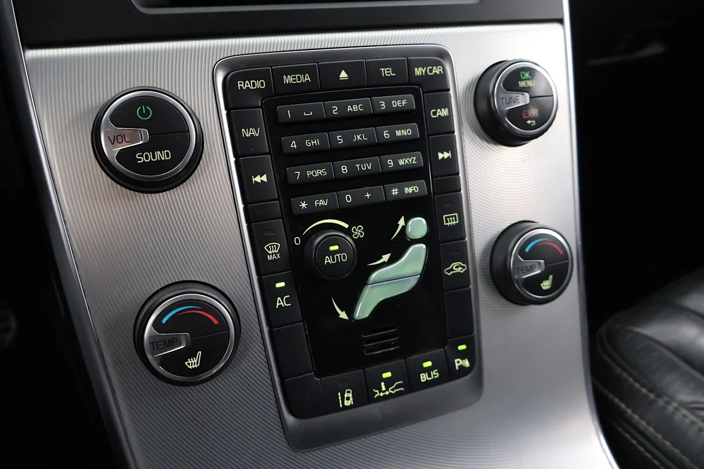 Car Image - 75djZFcxJMzBWvWSkKeMEL