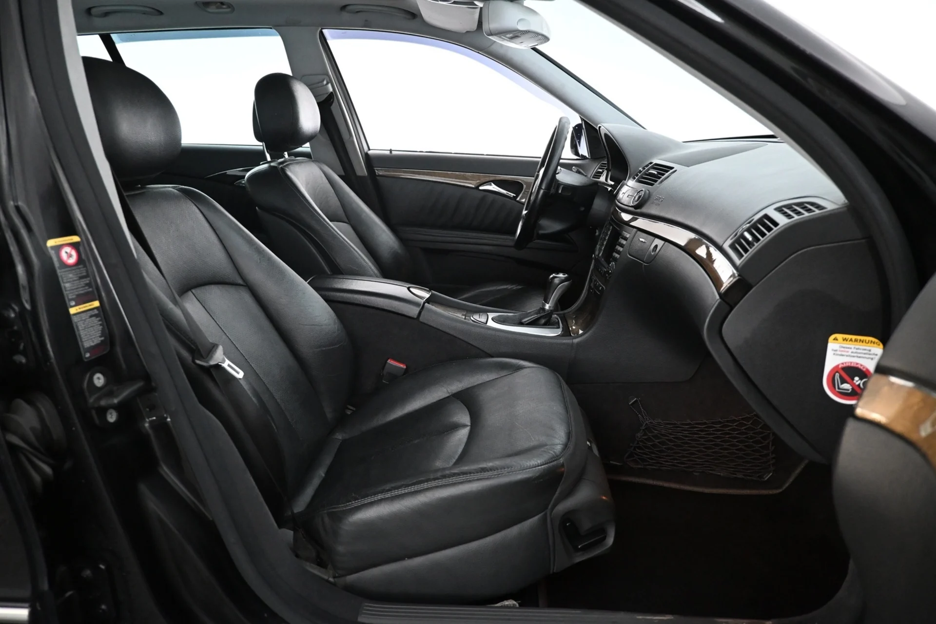 Car Image - RPkaorDMdKLXvdlAifTeB