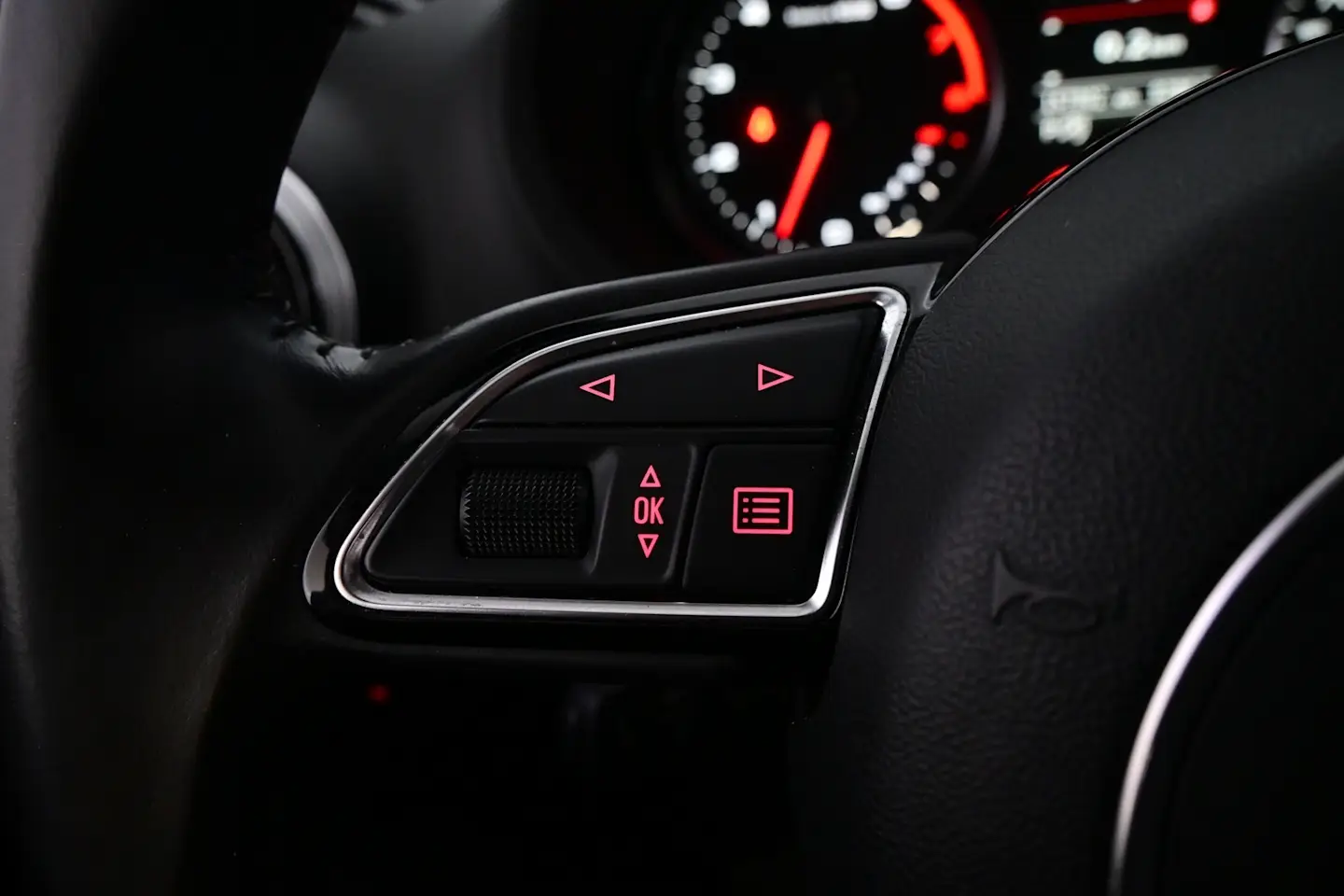 Car Image - 34mVSJTSLluSw5lxdEOEtU