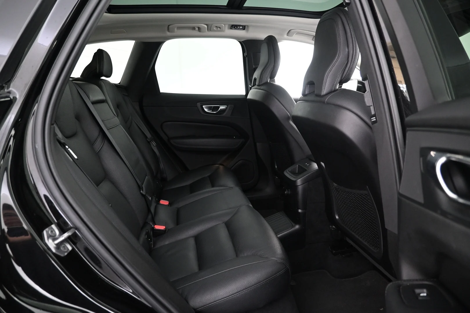 Car Image - 3SMB7hdZZefTWB4bY4GmSg