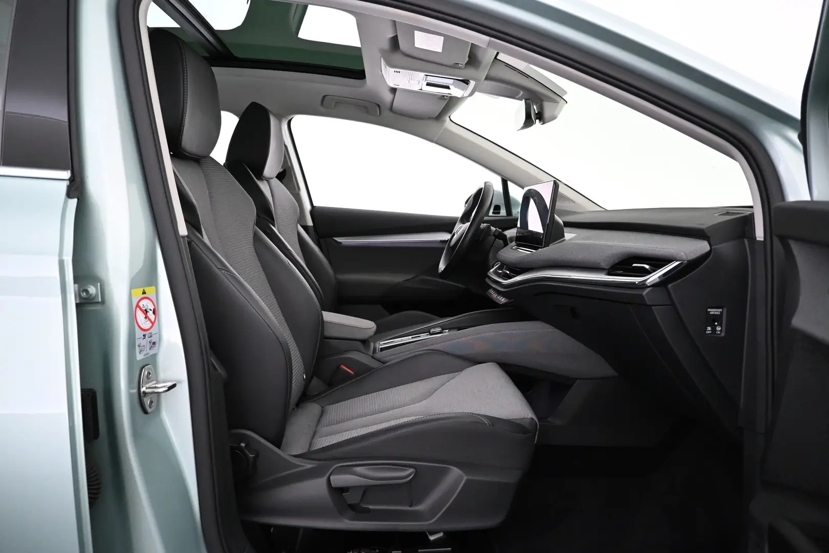Car Image - 7MzbnbPtAYrf0dLPbhbbbn