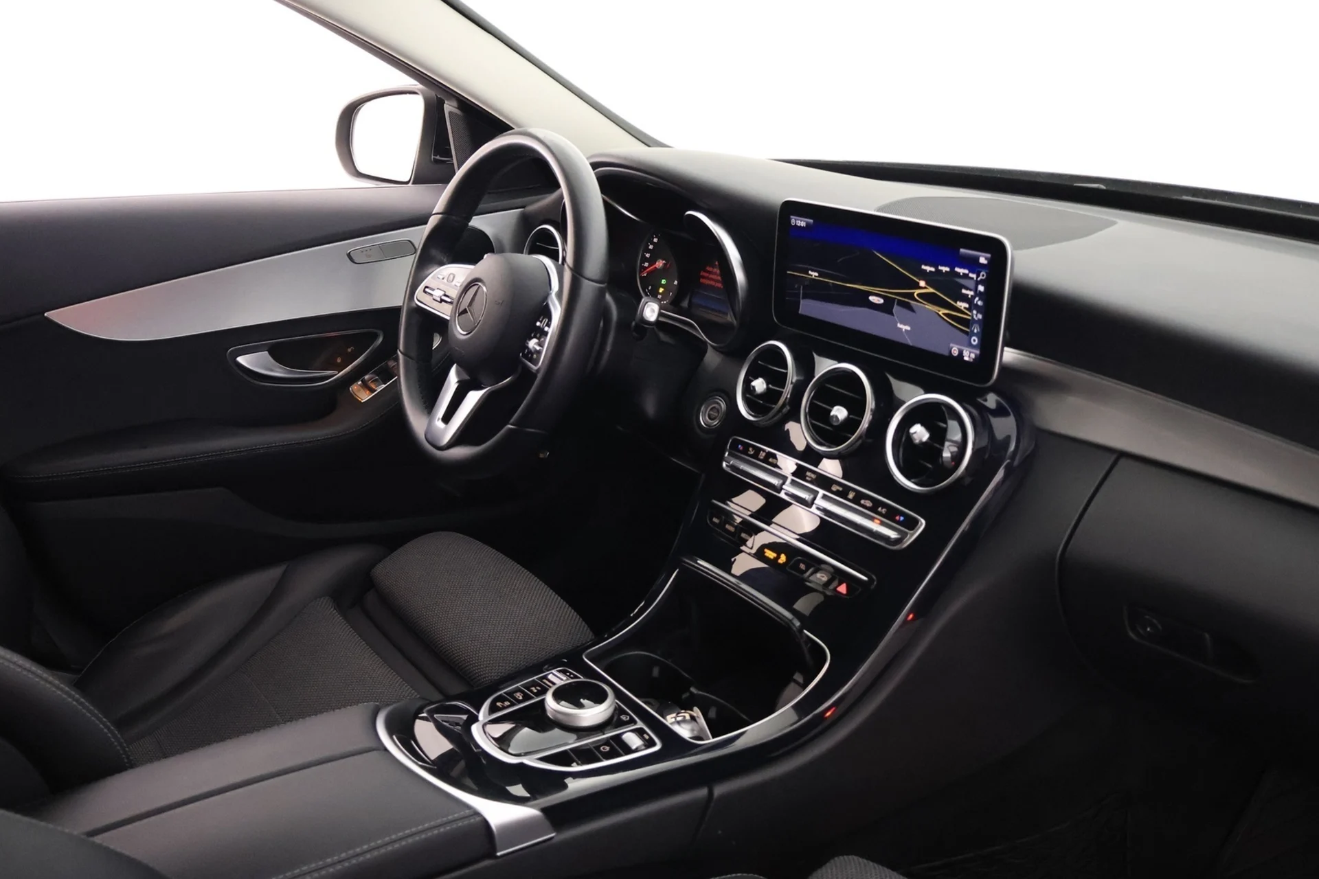 Car Image - 43f43dLUbCzLxHLRboyC0X