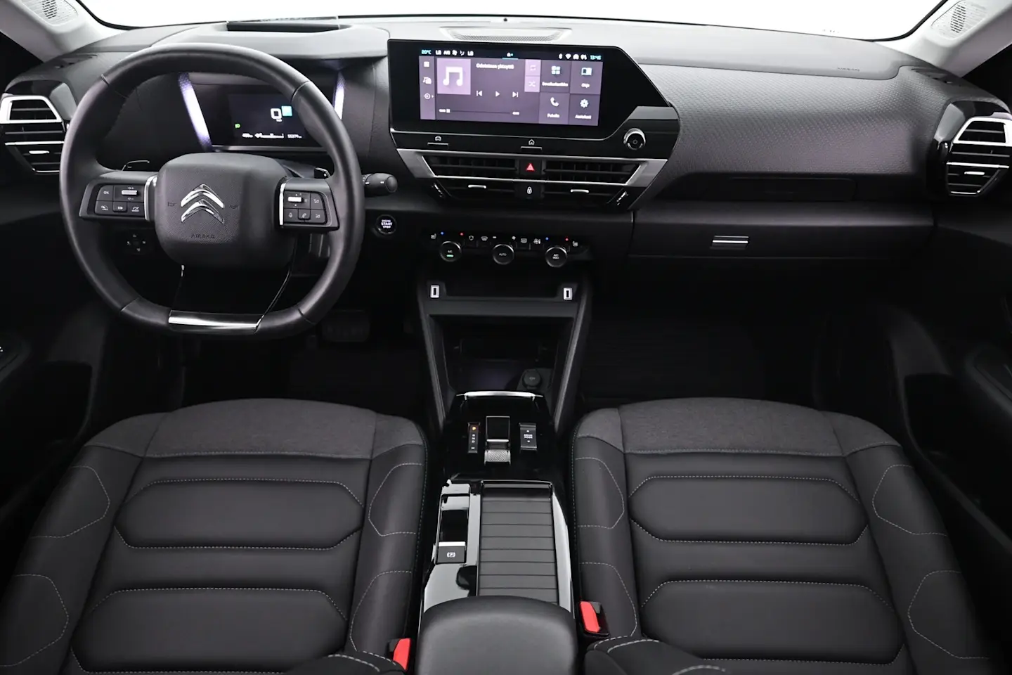 Car Image - 1r1Y6SRy0LEonTwRM2QrY0