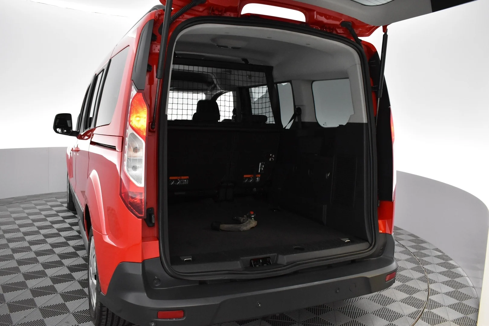 Car Image - bJVRiL4dlvUg3sm0Oyk5k