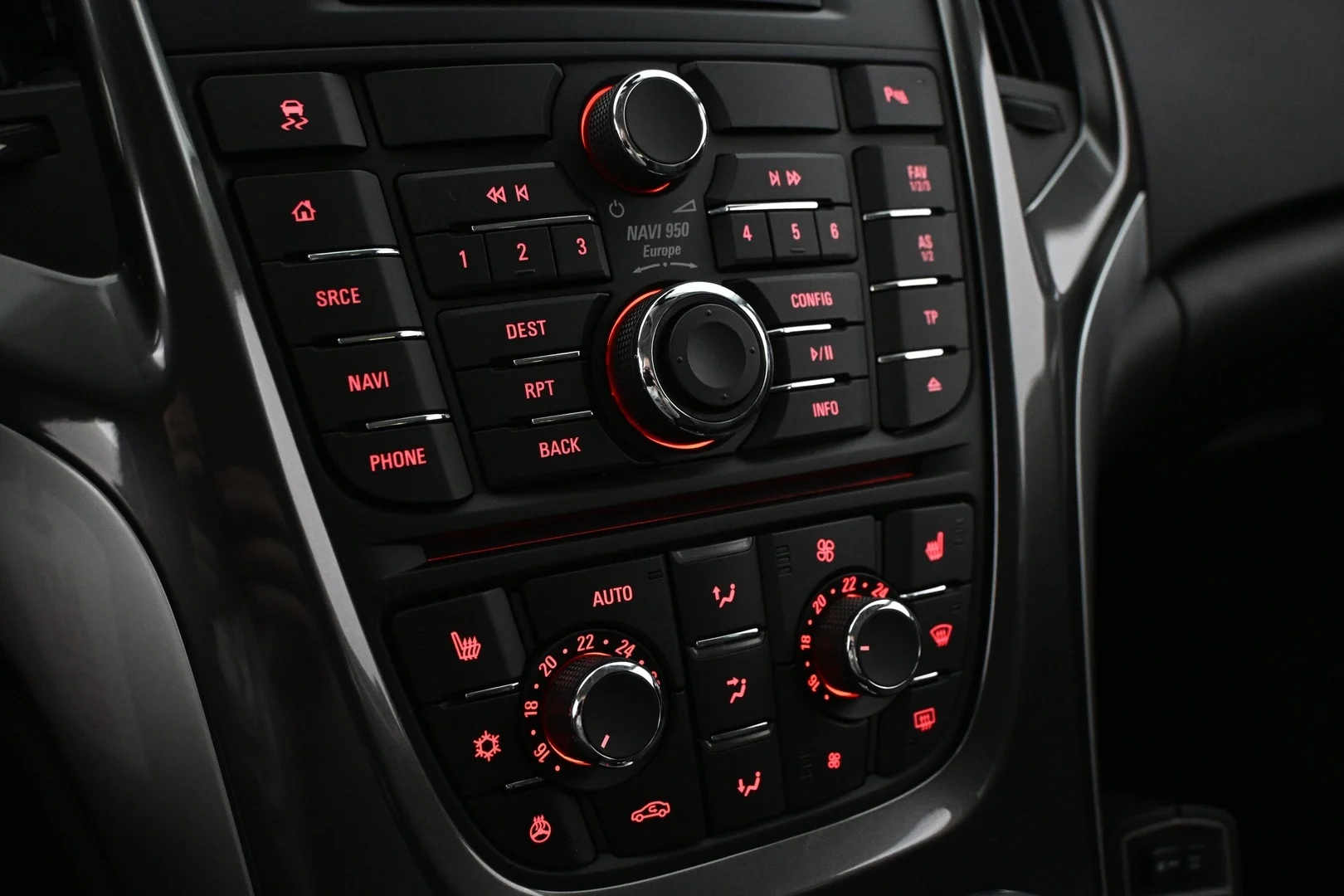 Car Image - 5xdmRkKLA9dbAikHqPrKDd