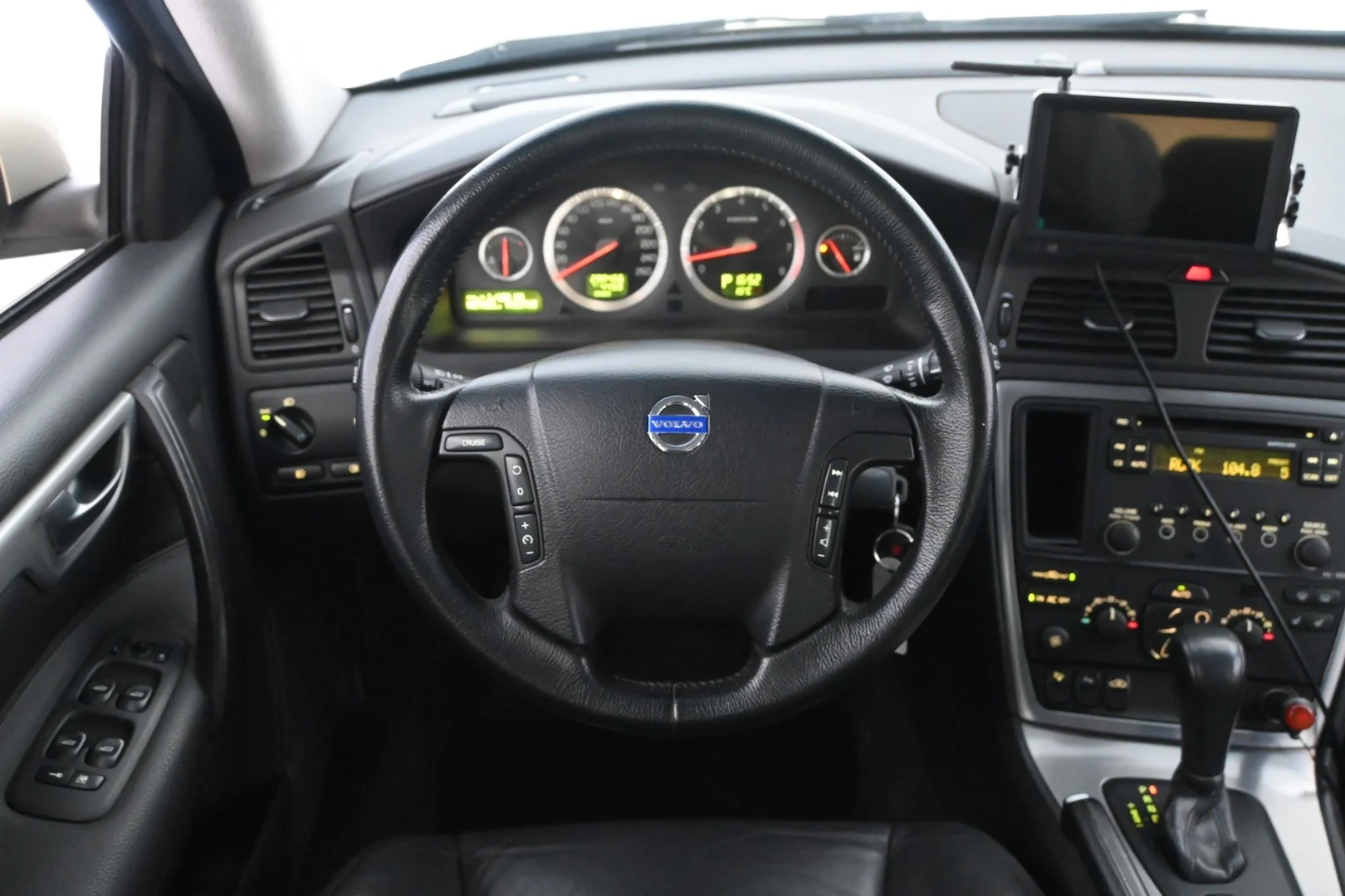 Car Image - 7enATWq6m5CQ0vy3R9P2I5