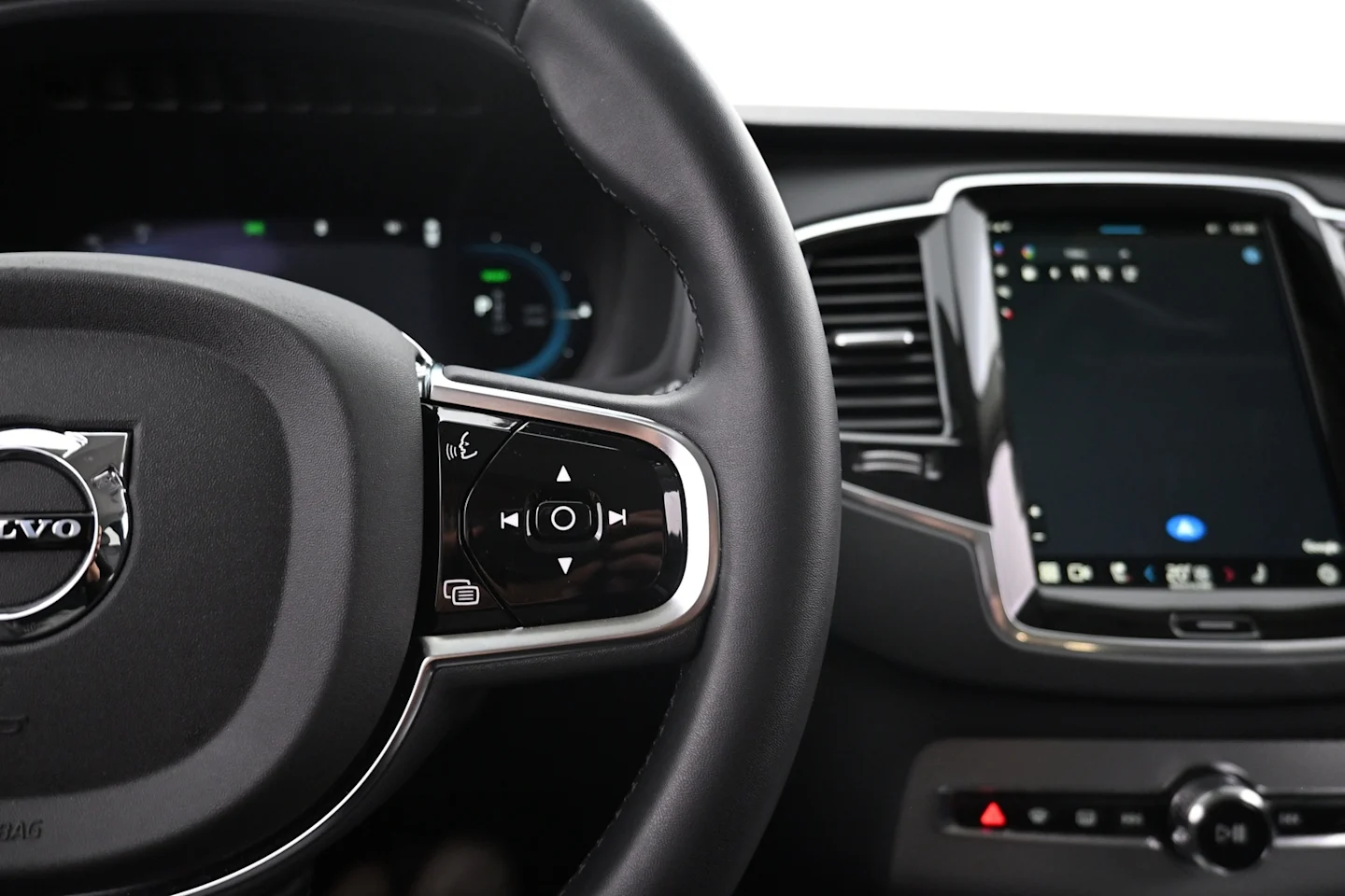 Car Image - 6o8AC9tRXoV5hGoi2MLqc9