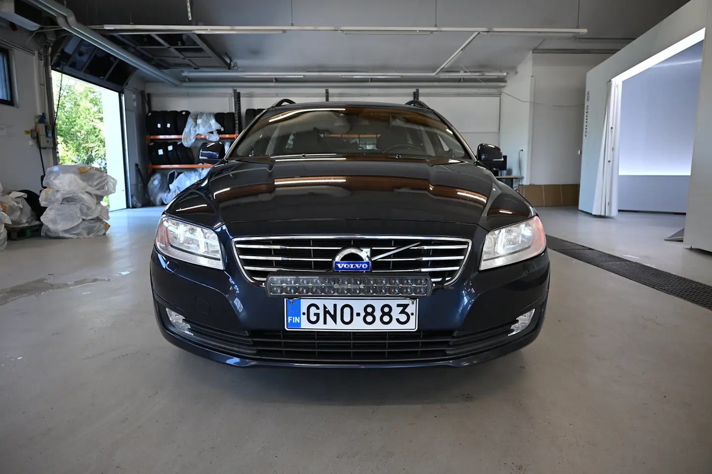 Car Image - 4V5BQhhqlZq6hvGB2rKl1I