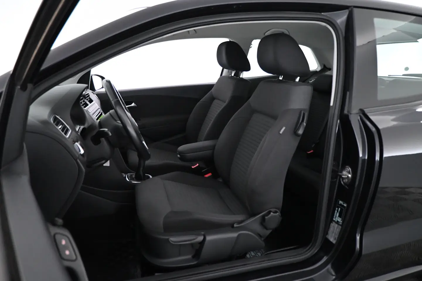 Car Image - 4p9zwhhqlZMiocGPmuuvZ3