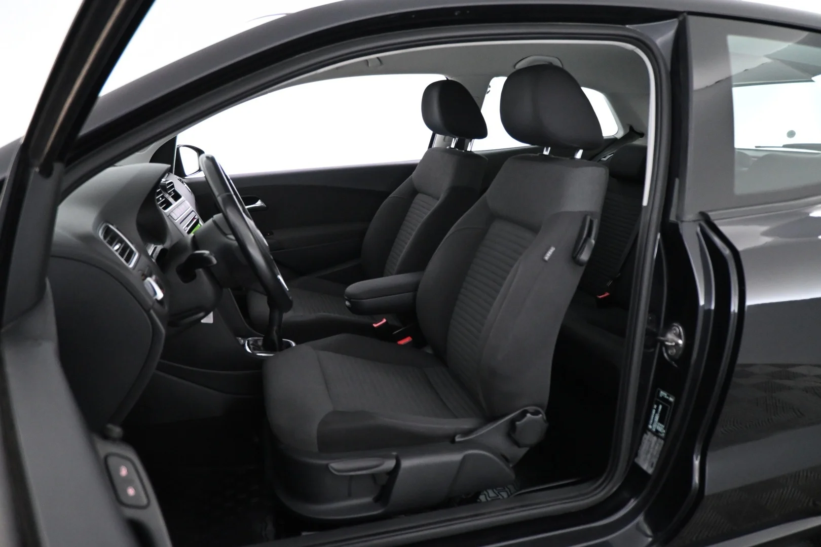Car Image - 4p9zwhhqlZMiocGPmuuvZ3
