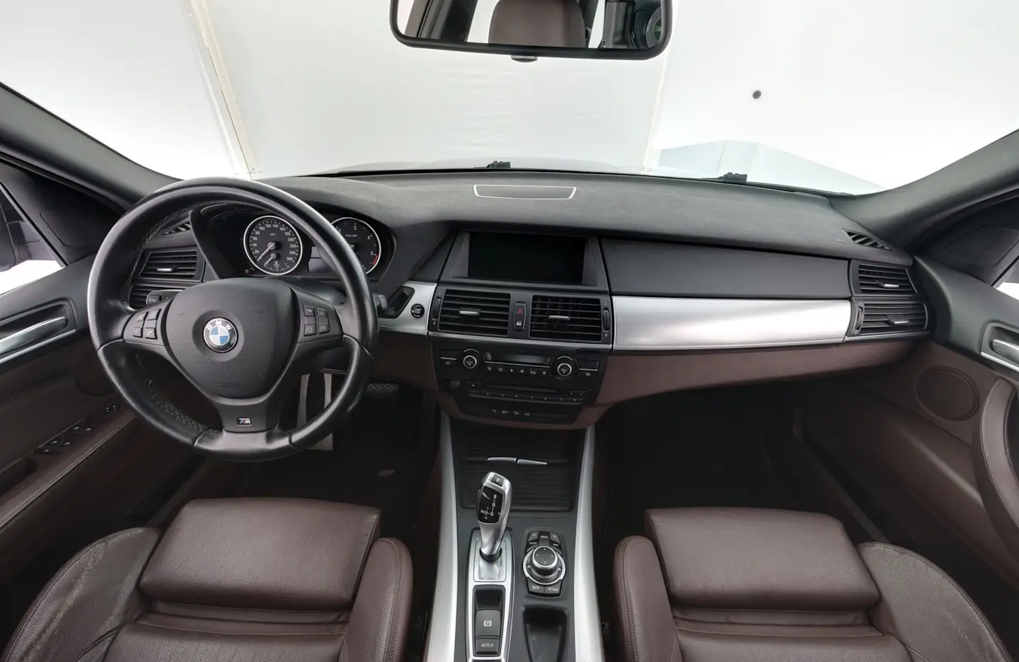 Car Image - 6W4hTq3TCkPkajleaDBcur