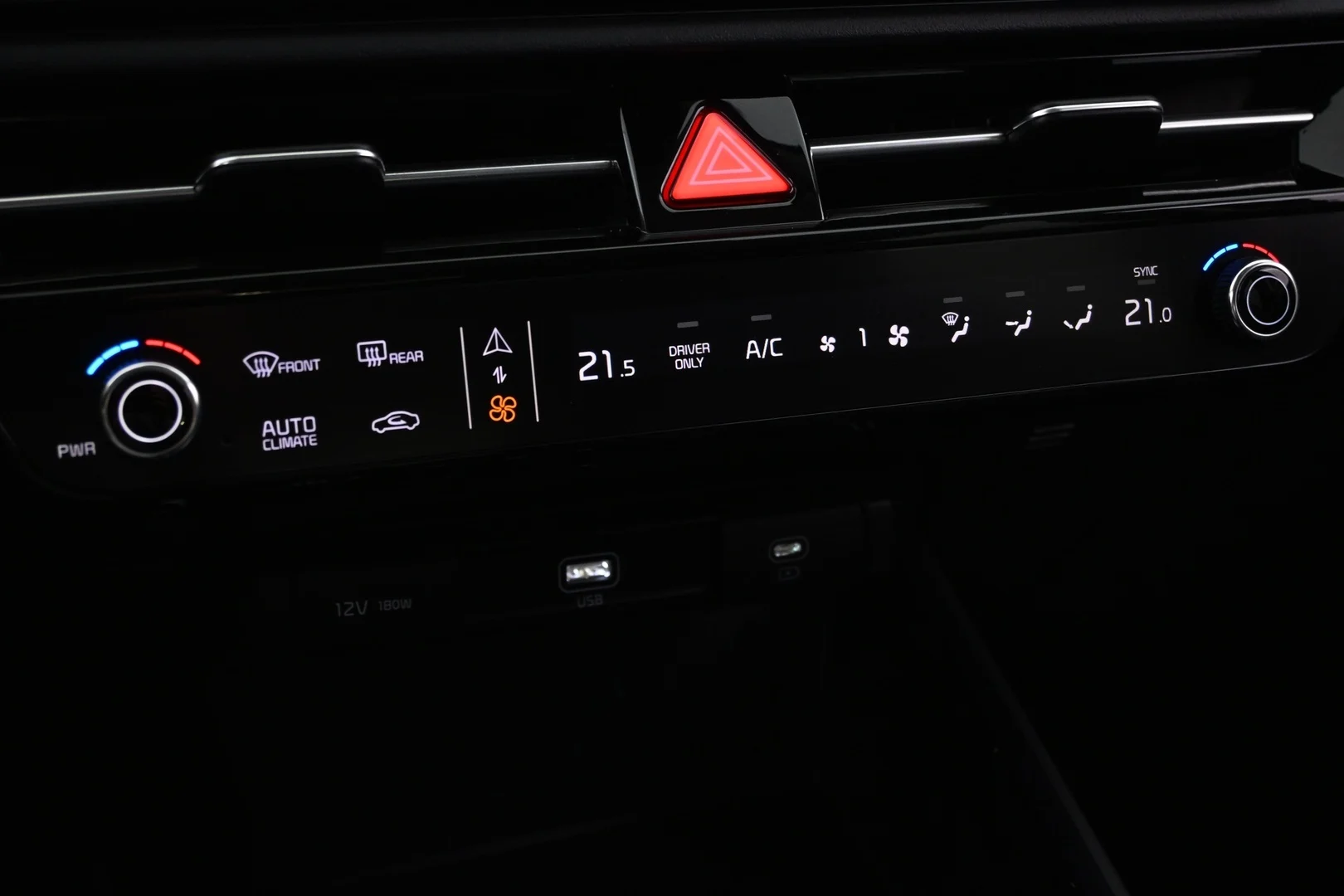 Car Image - tZK8IeTSXJTVtLhnGI3Pf