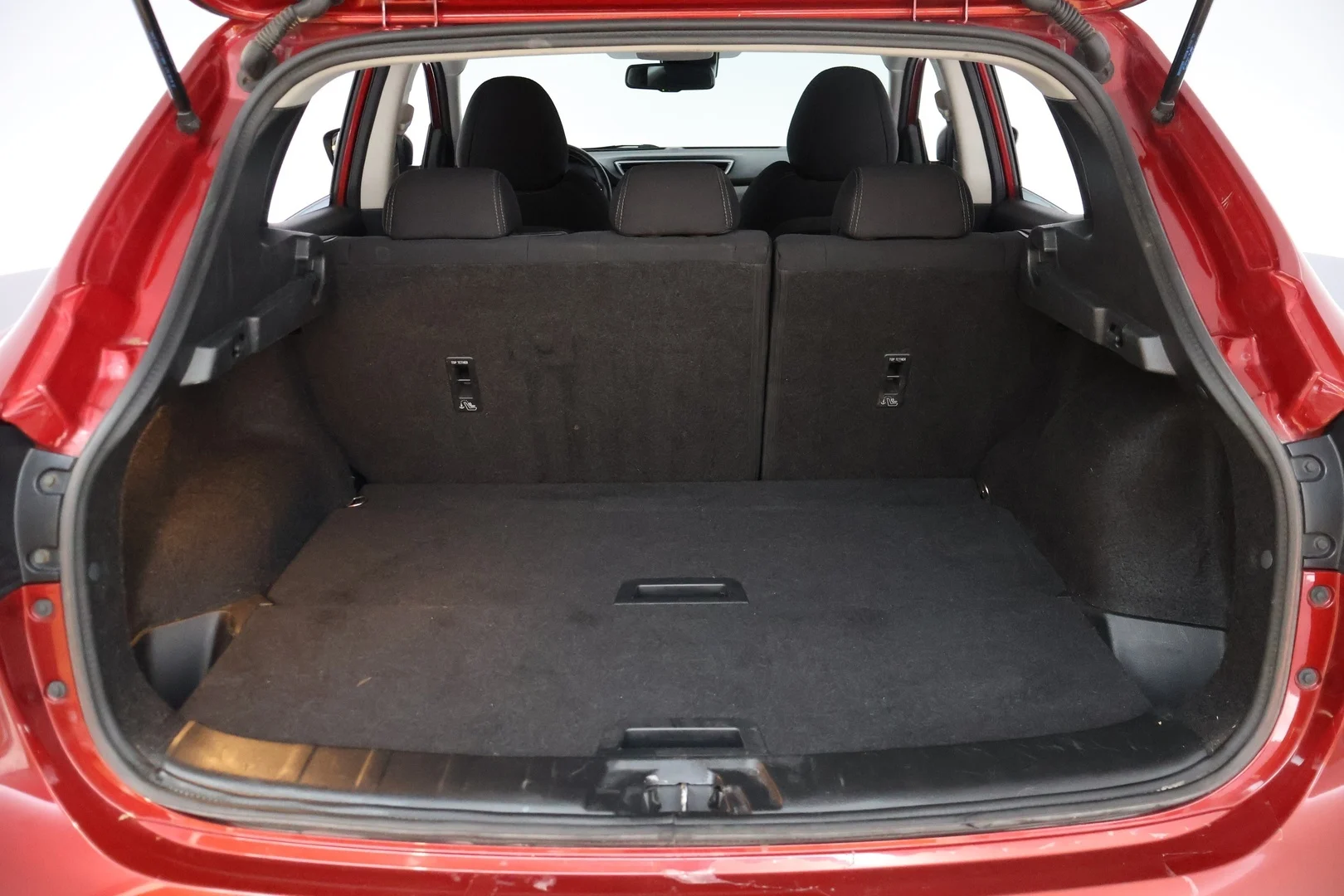 Car Image - 6k3zBJ6NFYgFazU4JxNt07