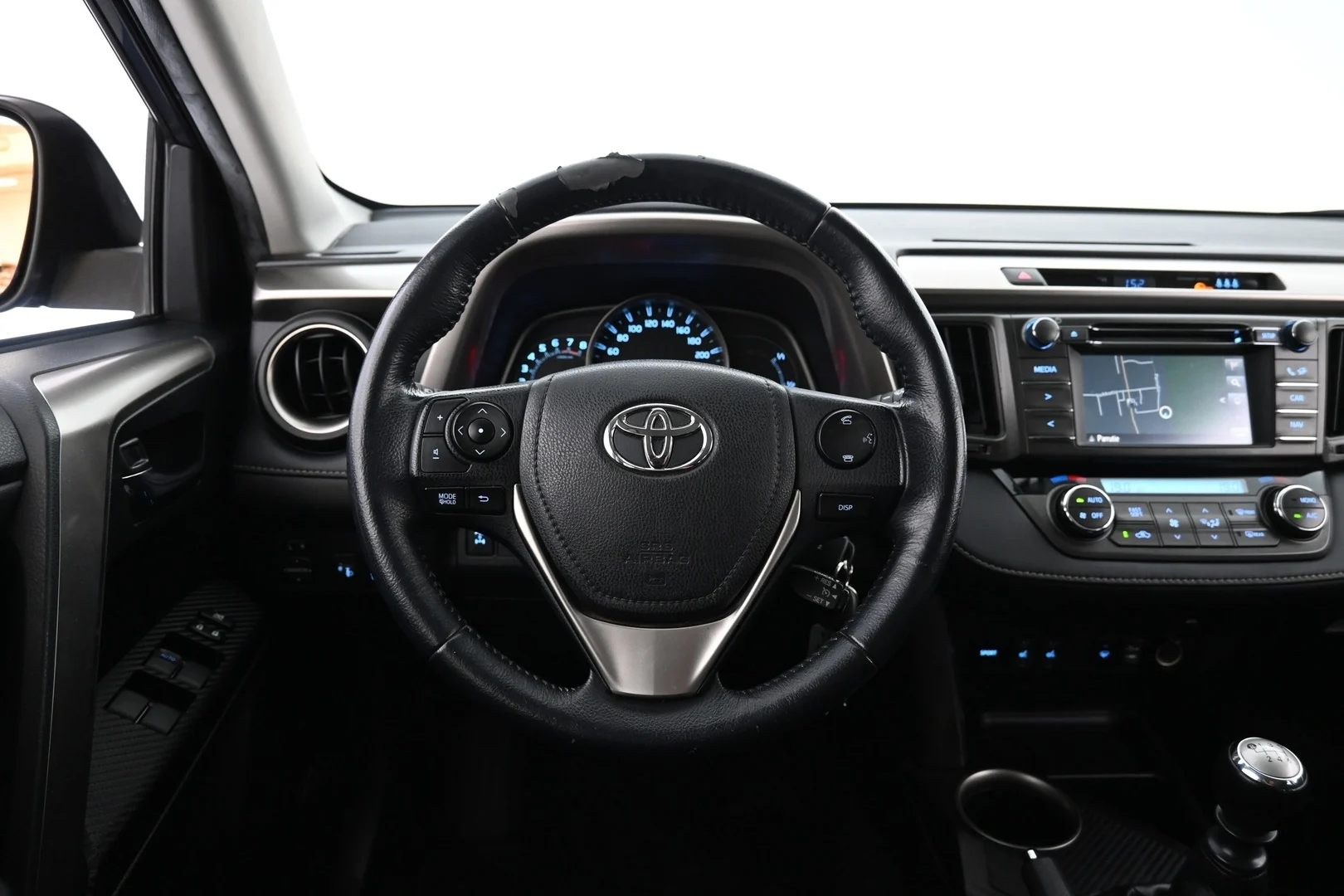 Car Image - 3ibbKWHu1OeqpMvZYGlBHr