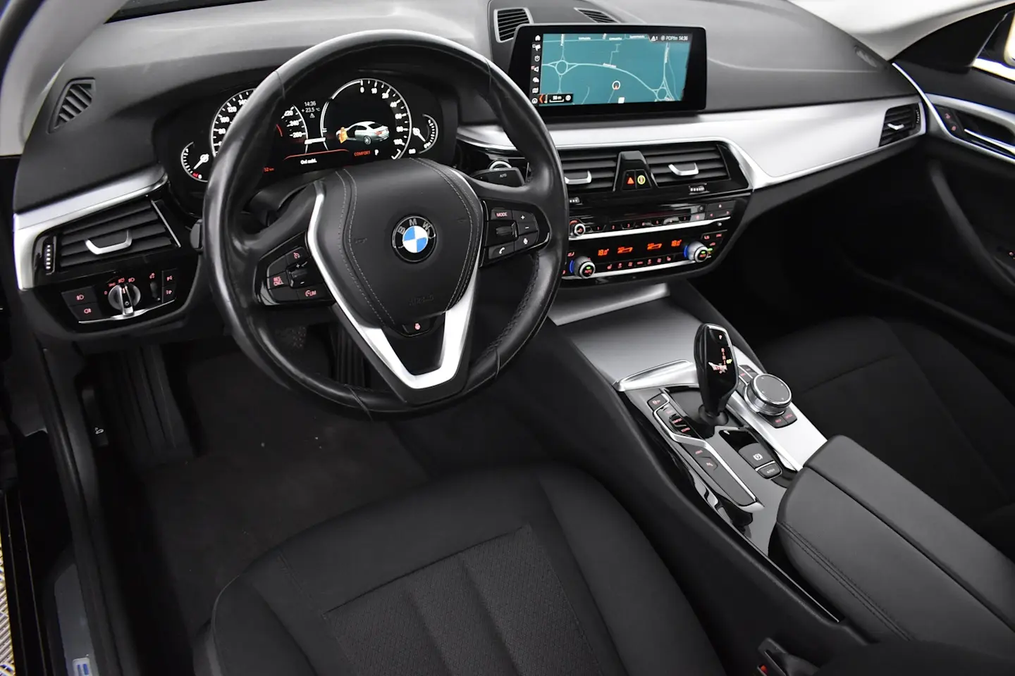 Car Image - 3sRJ7jVx2nRa4CqPRiDhl8