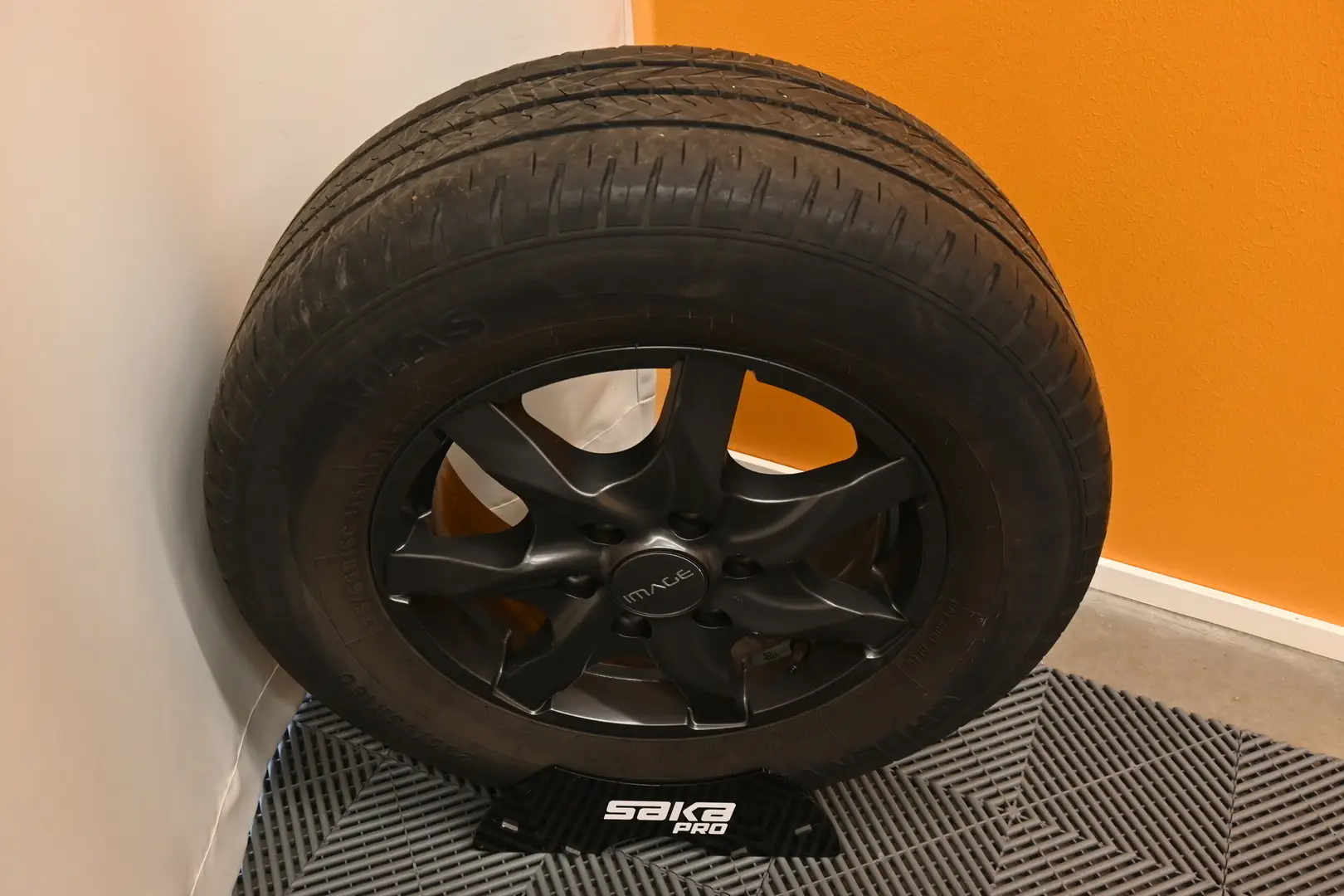 Car Image - 5J0pYiJYoDJQgsJq23mgaQ