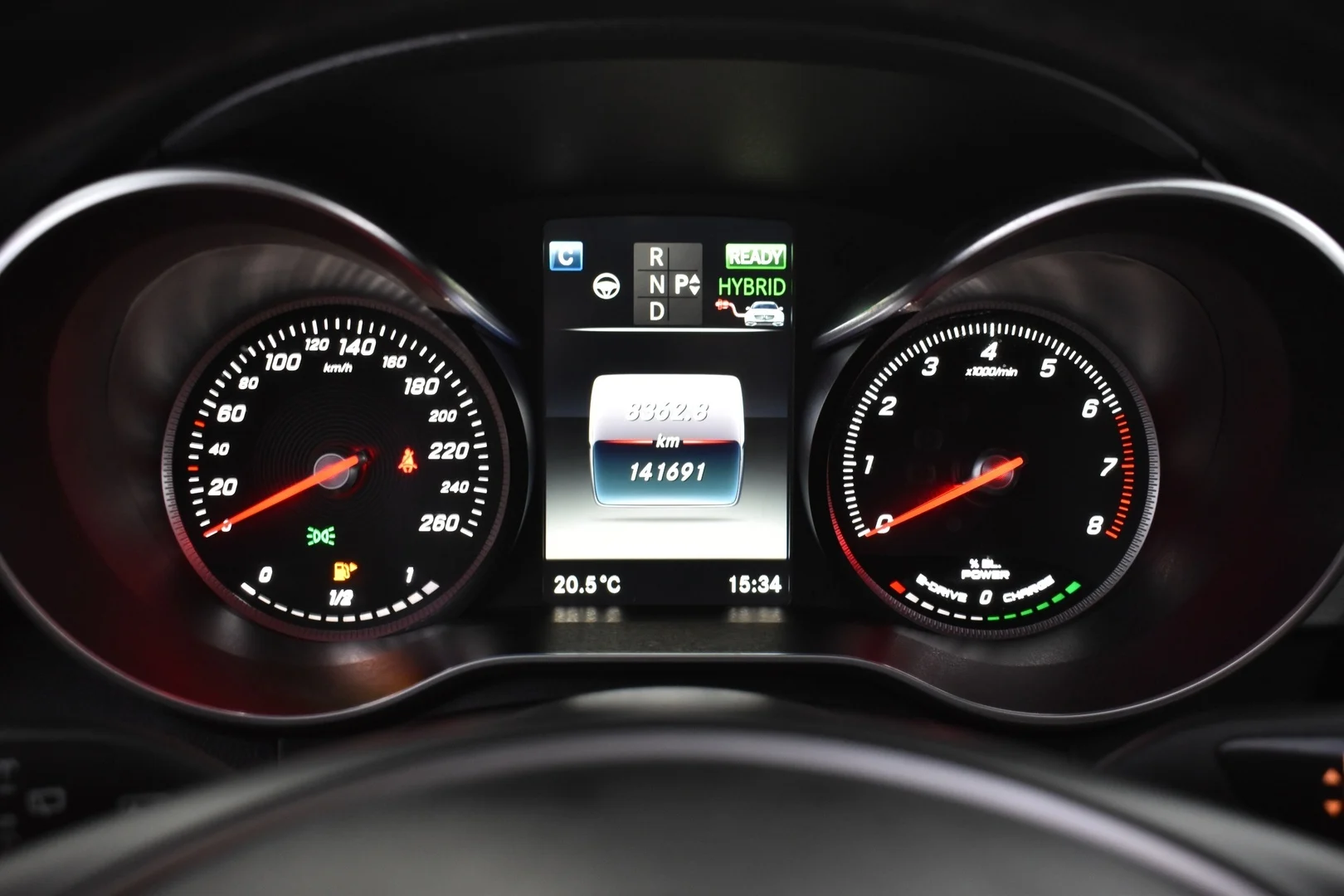 Car Image - fdYMz0F5bmh7Q1qhN8pMe