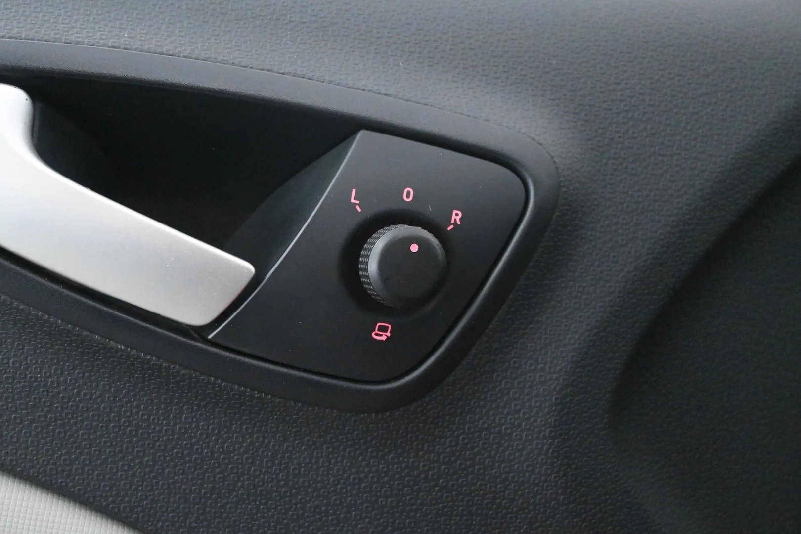 Car Image - 27WvCI1Hhc5UTsZ3AX0Iea
