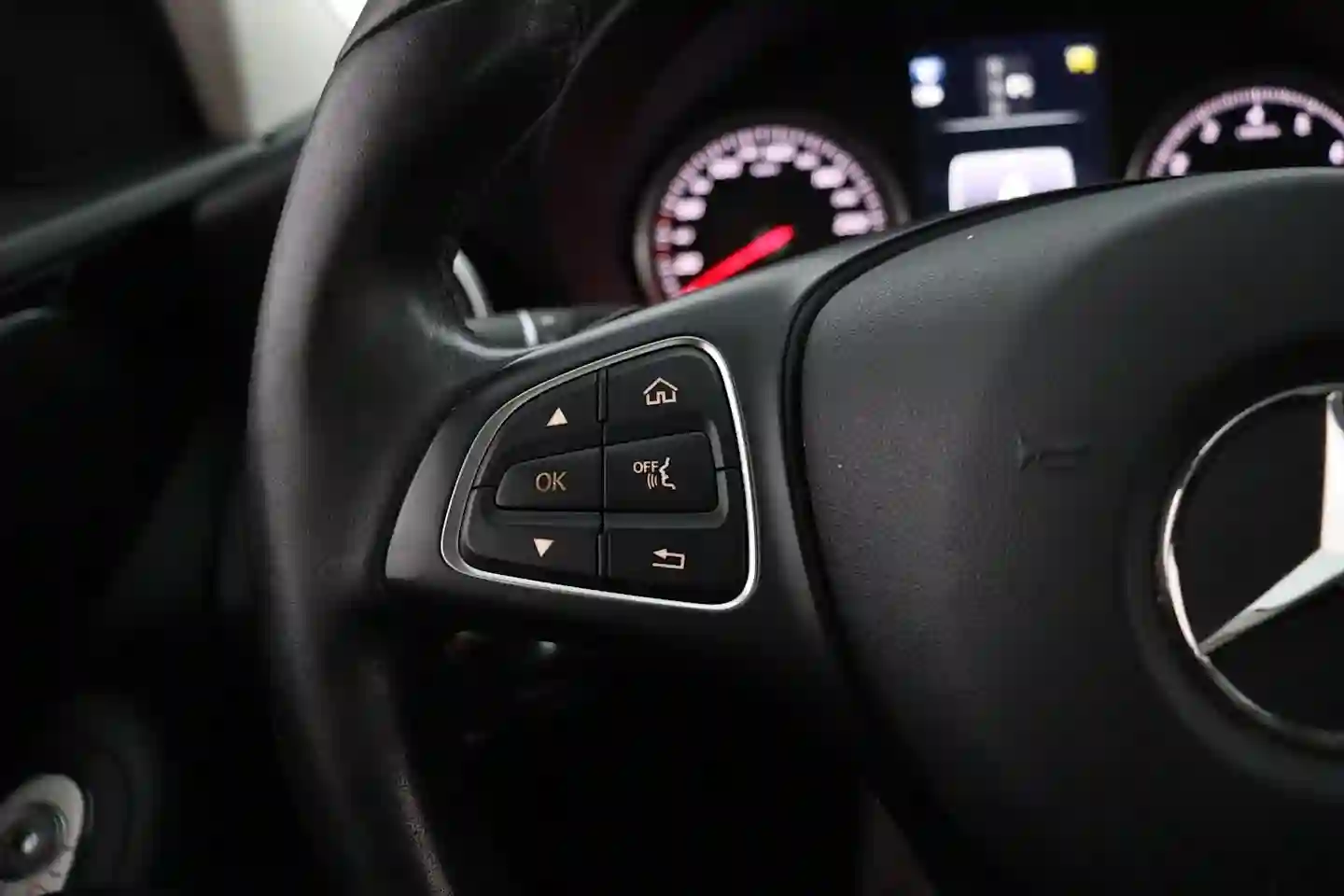 Car Image - OvwsuDmTUT99tNMYn9Ogp