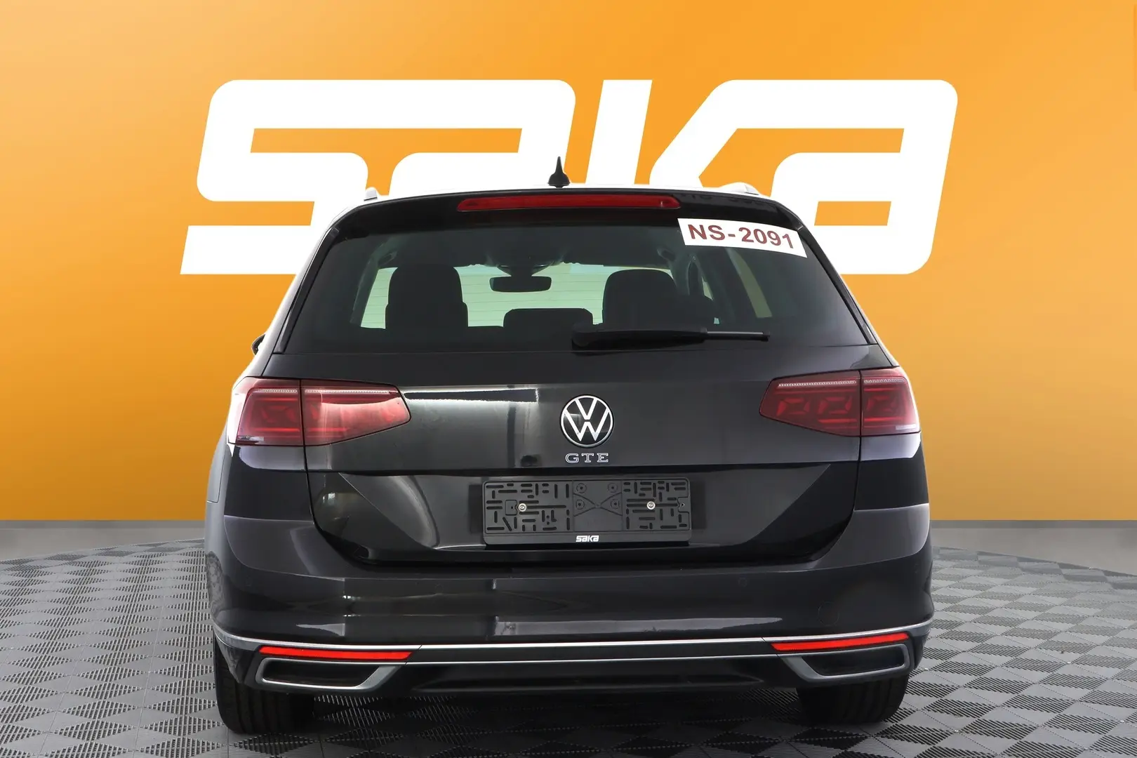Car Image - 17H1IFKtL79SFXnU4uwju2
