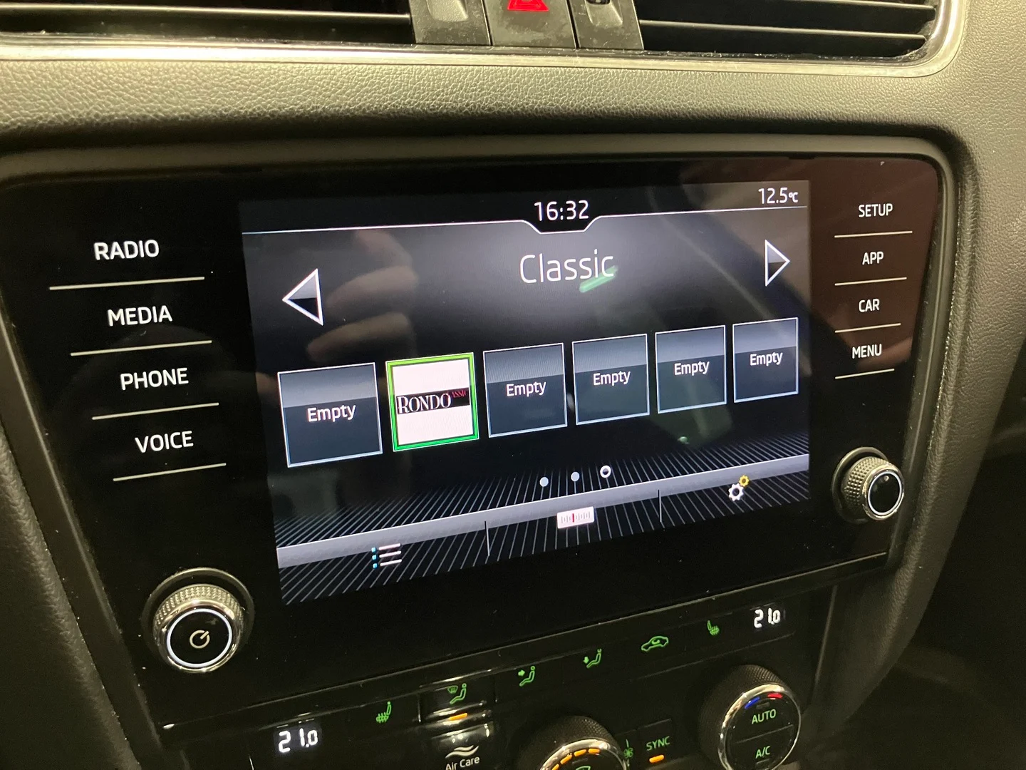 Car Image - 6jRx53eXuRmk89nXHyl0wB