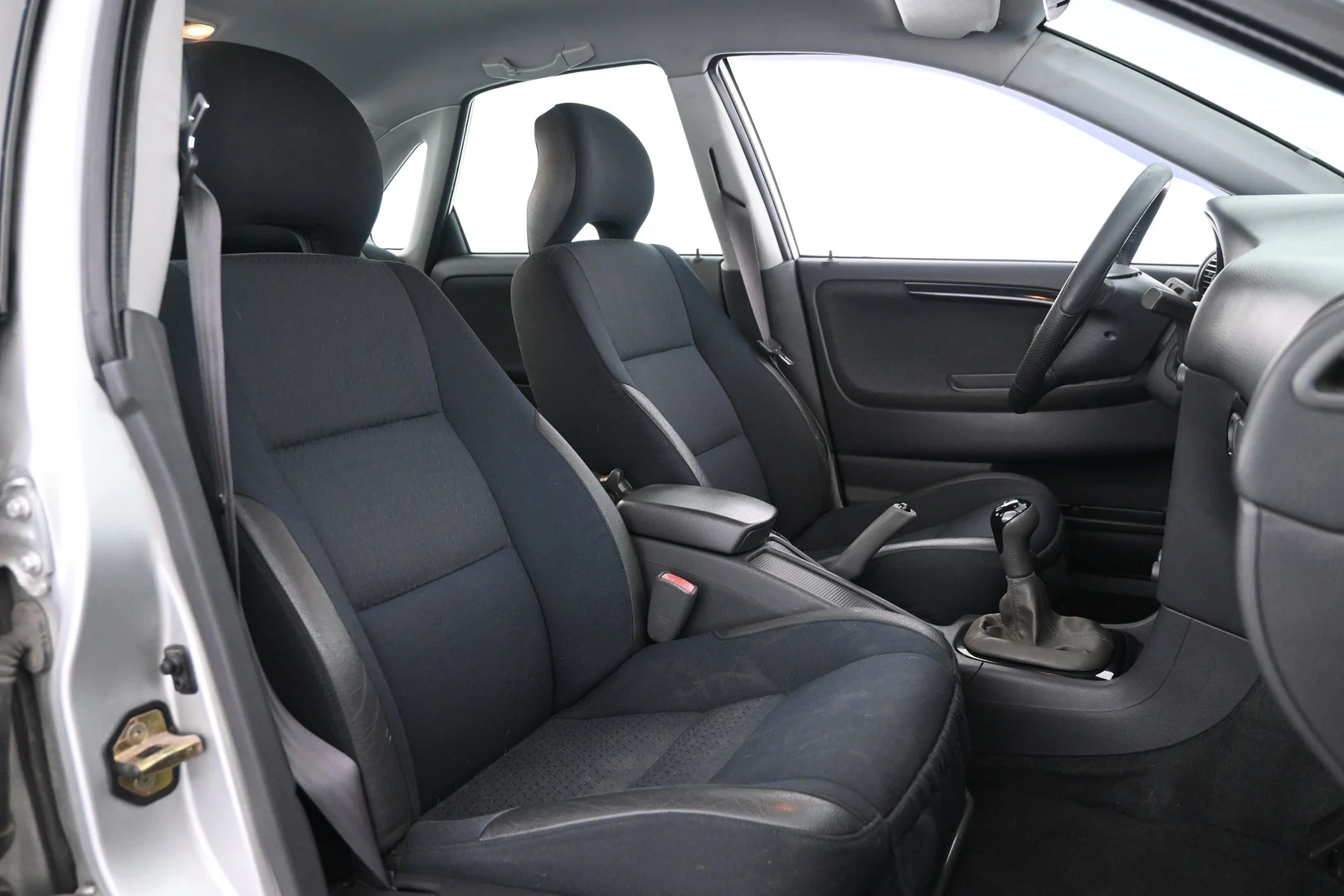 Car Image - 71OCVLeMwYZDNwZuJP5u8w