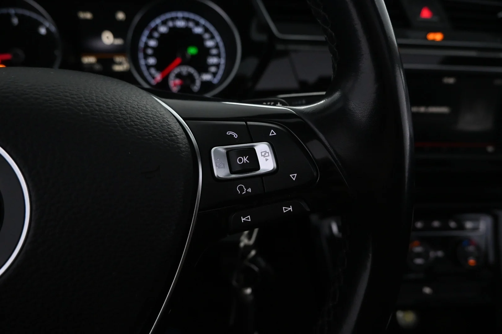 Car Image - GTwGz2JKguCMJp9QeG7Rc