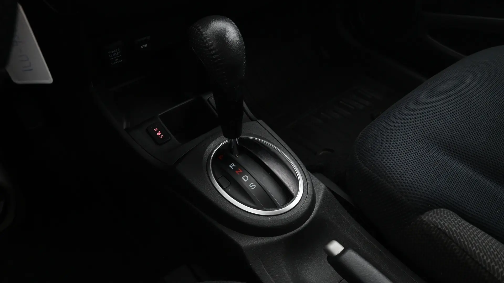Car Image - 4nYXwUVLFFMrEsMtEP2RGp